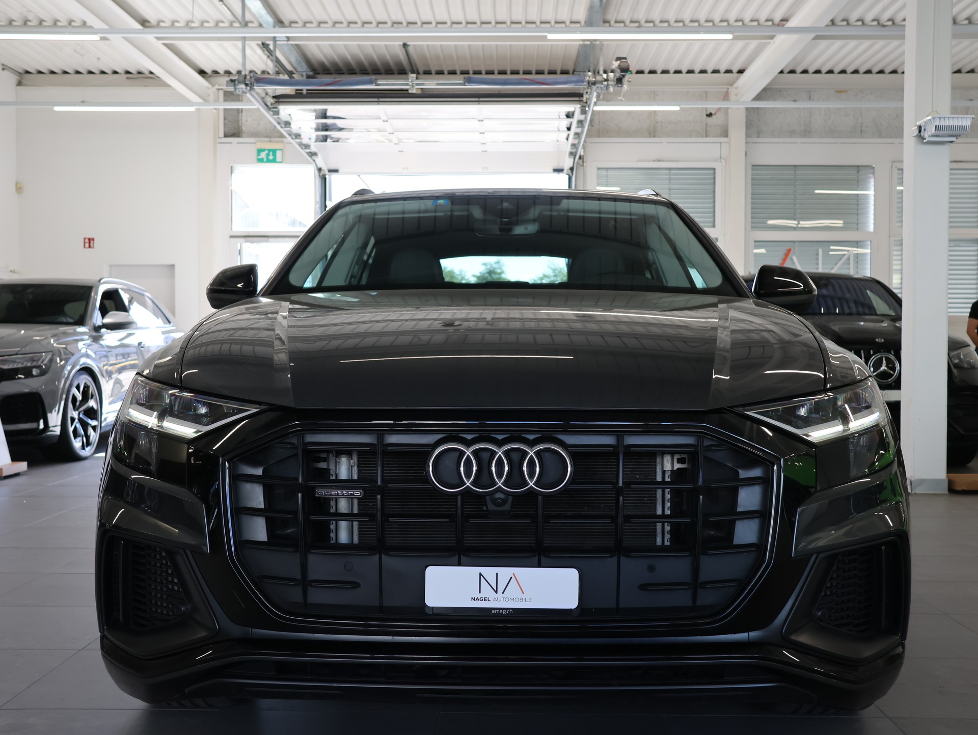 AUDI Q8 55 TFSI e quattro PHEV tiptronic *DAYTONAGRAU-PERLEFFEKT*-image-2