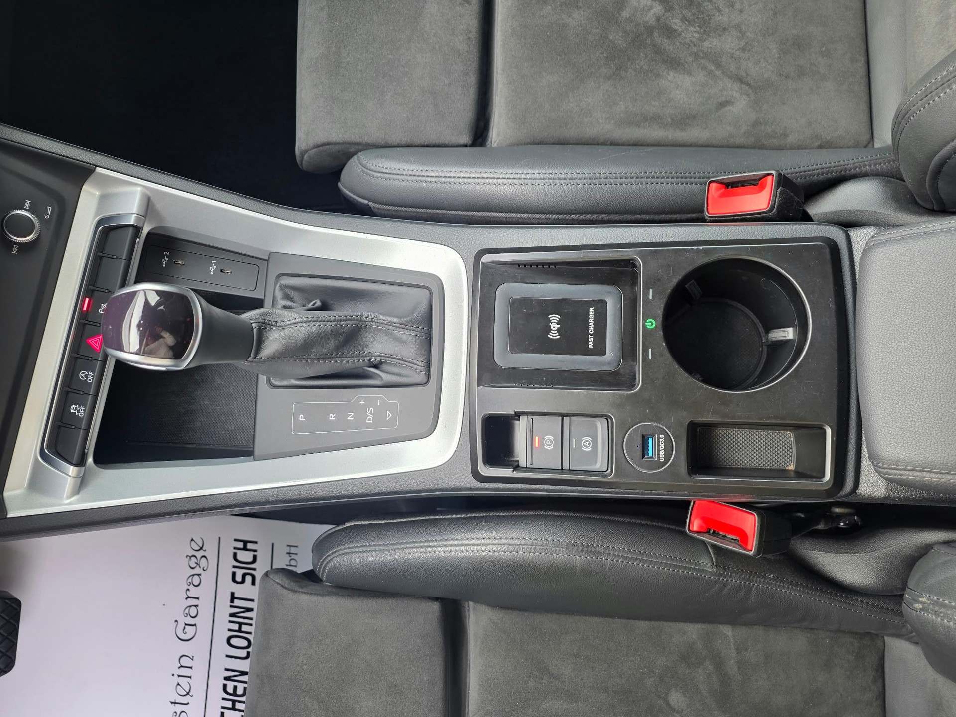 AUDI Q3 35 TDI advanced quattro S-tronic-image-27