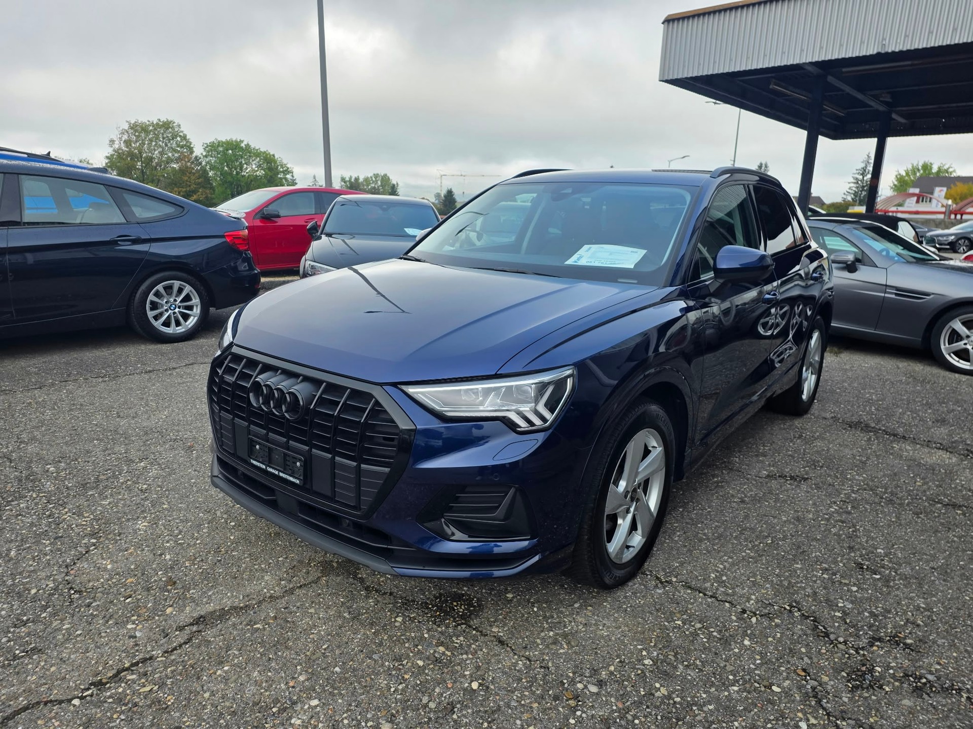 AUDI Q3 35 TDI advanced quattro S-tronic-image-3