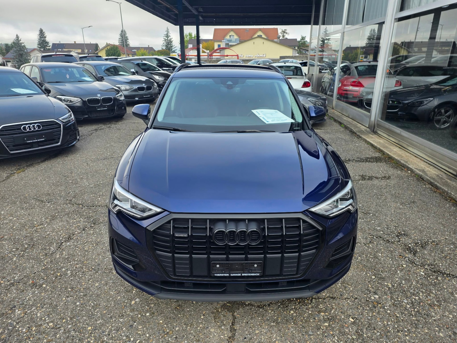 AUDI Q3 35 TDI advanced quattro S-tronic-image-2