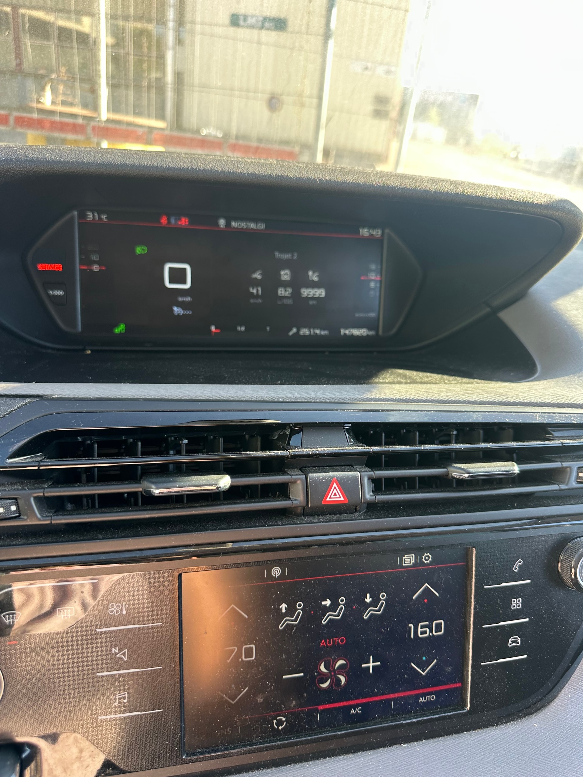 CITROEN C4 Picasso 1.2 Pure Tech Séduction-image-6