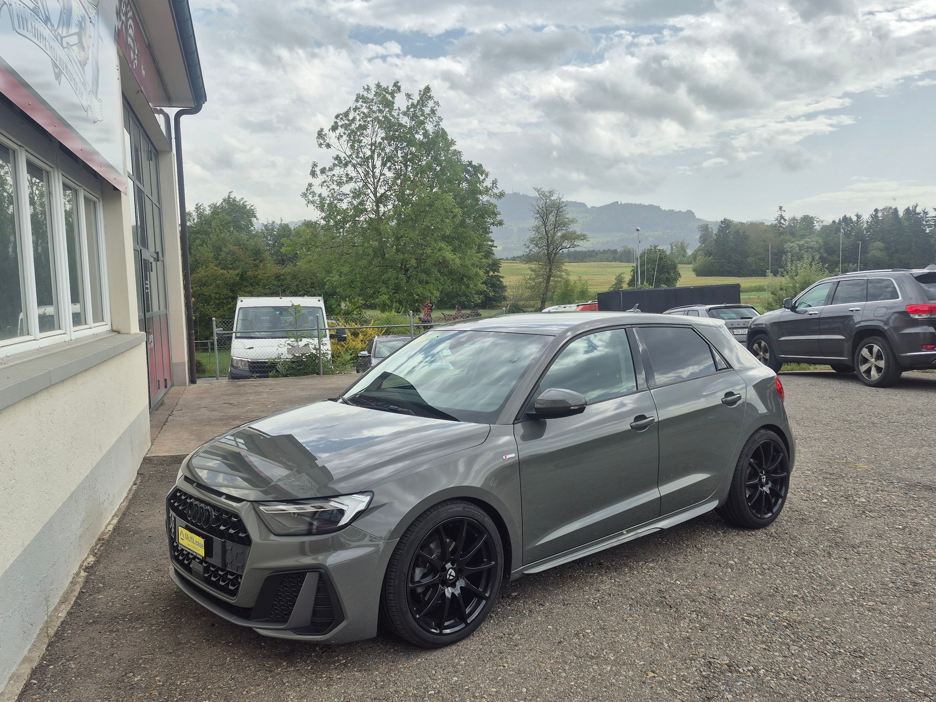 AUDI A1 Sportback 35 TFSI S Line S-tronic-image-2
