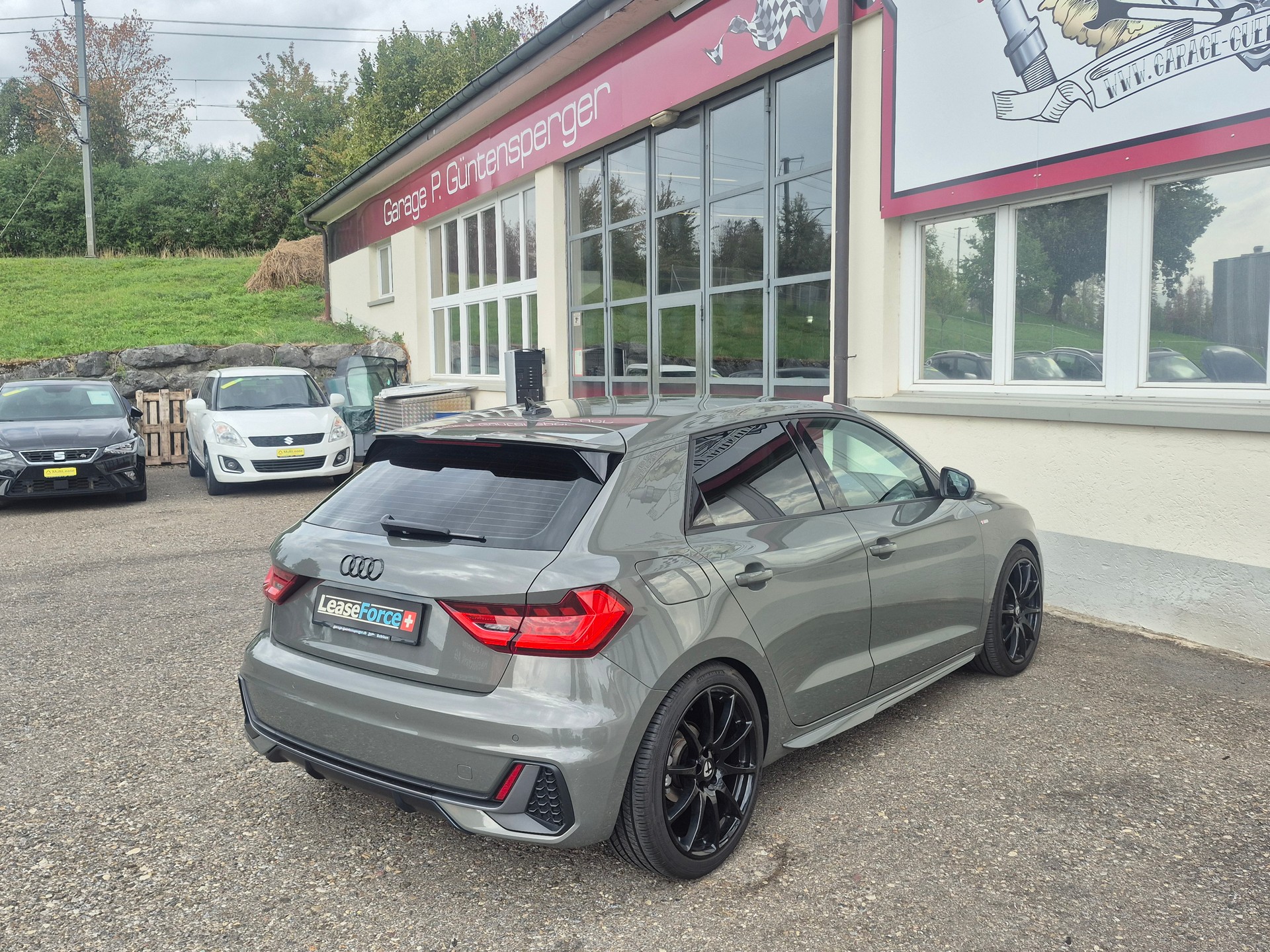 AUDI A1 Sportback 35 TFSI S Line S-tronic-image-6