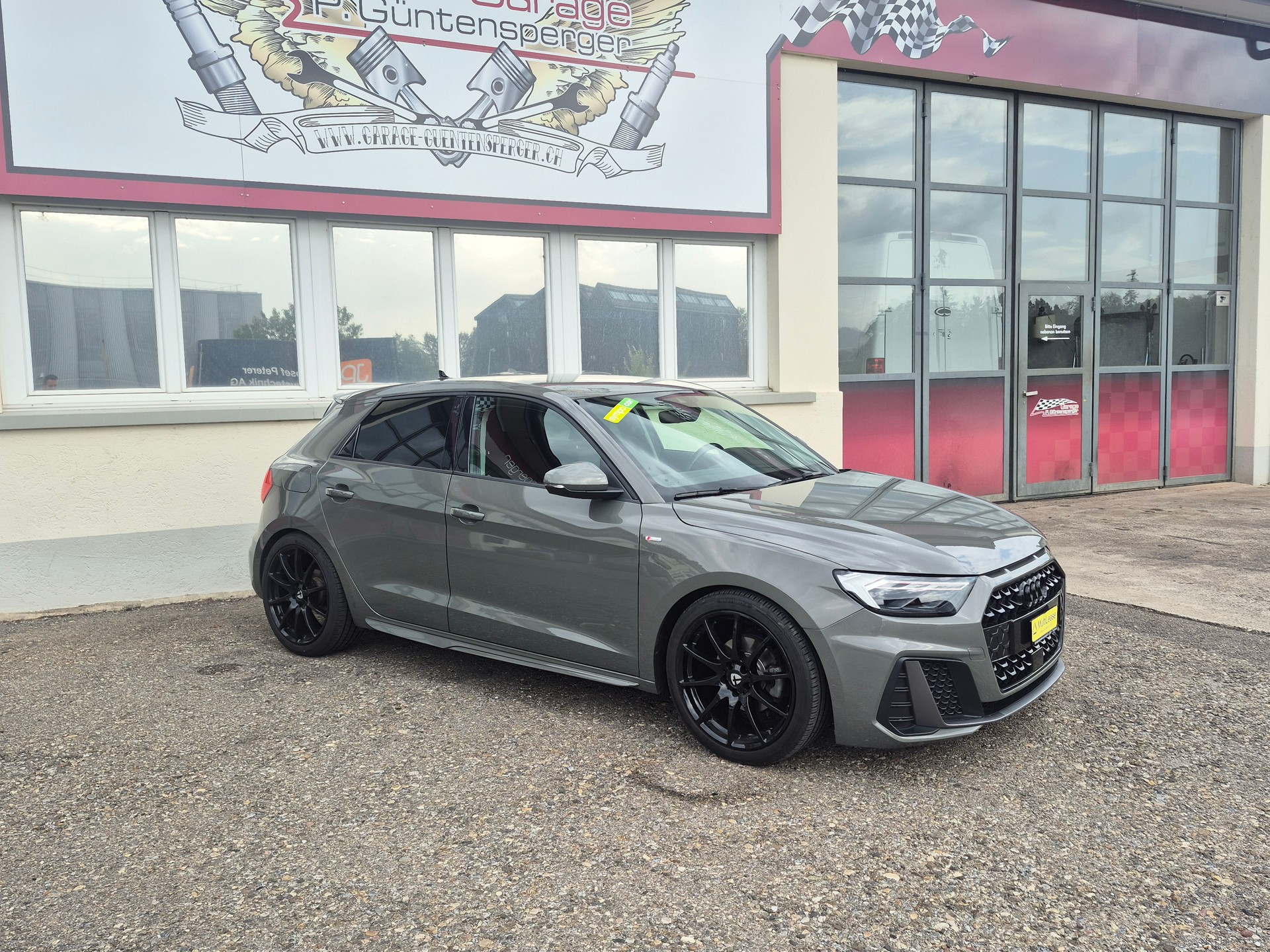AUDI A1 Sportback 35 TFSI S Line S-tronic-image-9
