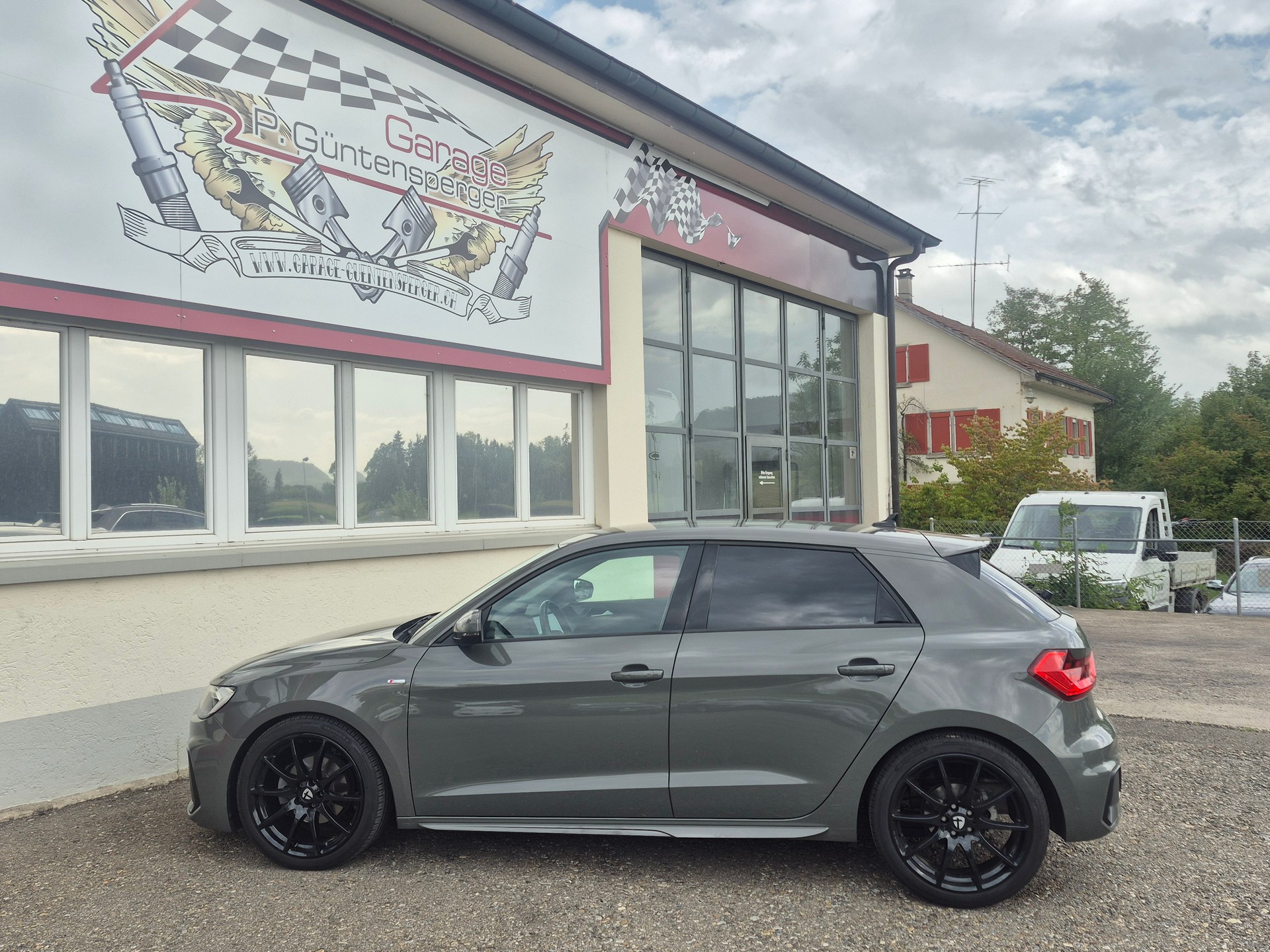 AUDI A1 Sportback 35 TFSI S Line S-tronic-image-3