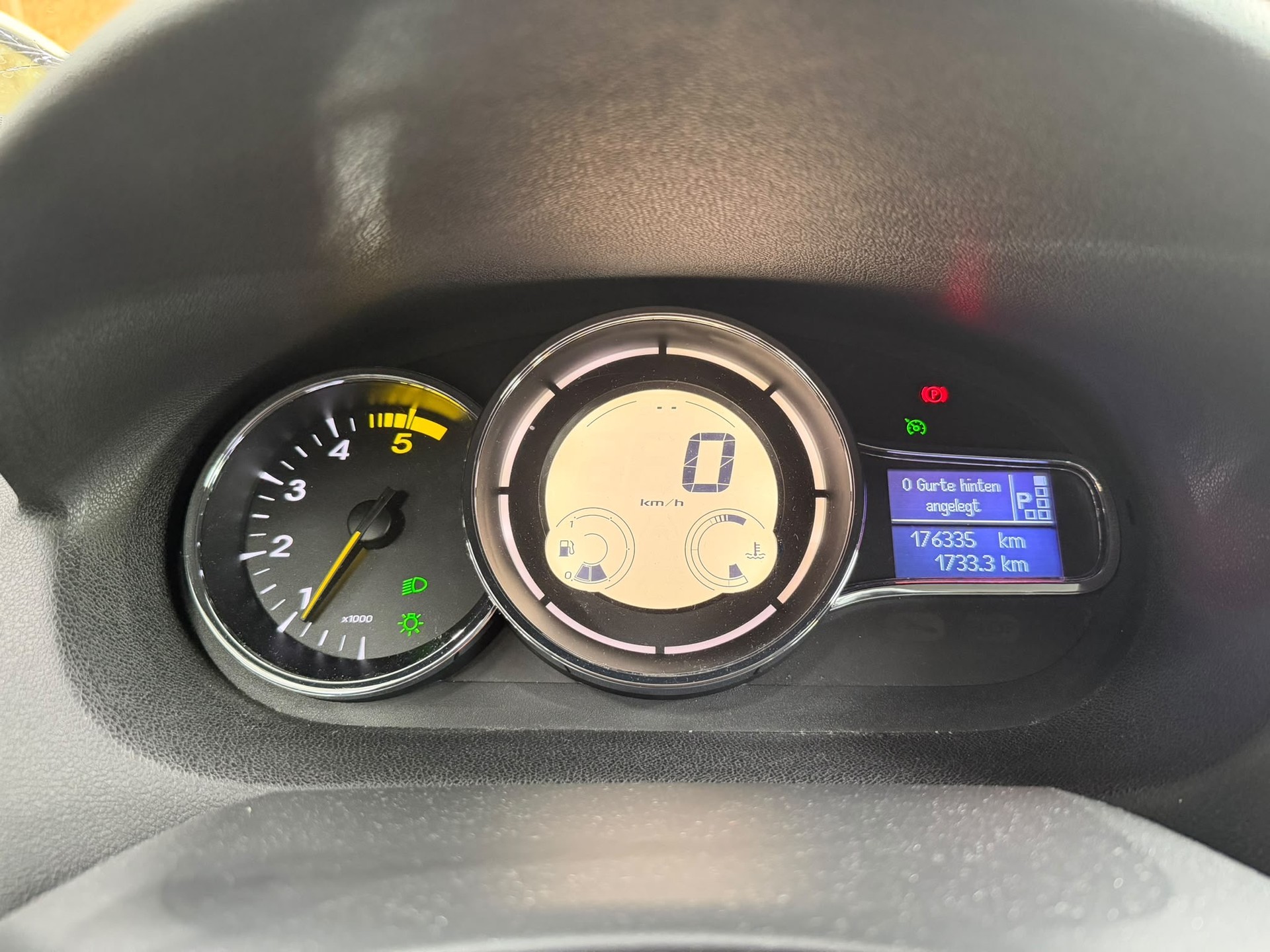 RENAULT Mégane Grandtour 1.5 dCi Bose EDC-image-14