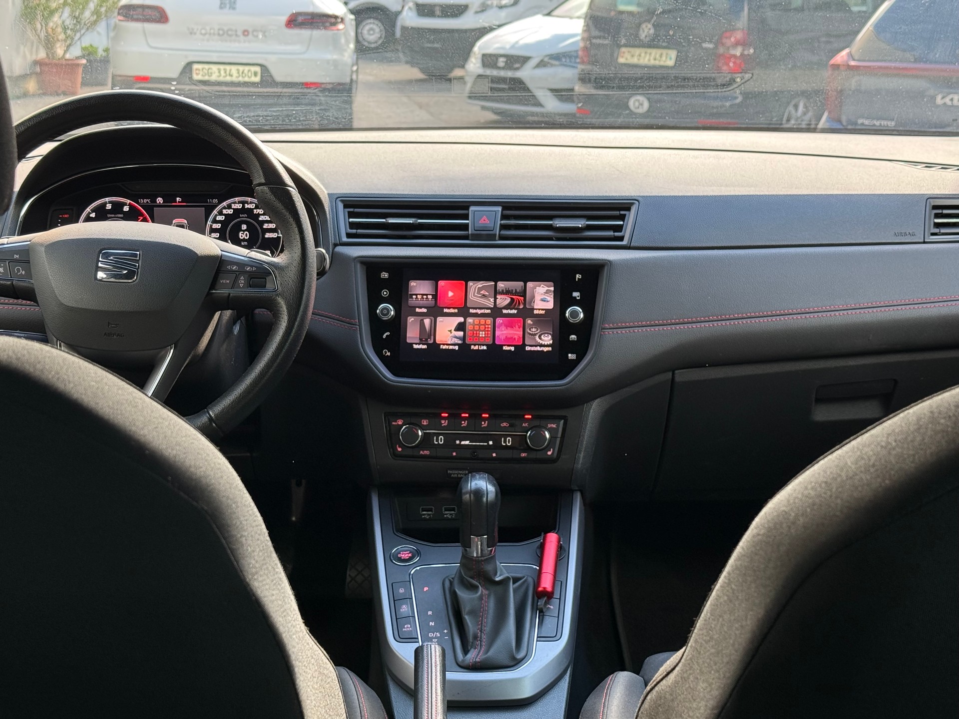SEAT Arona 1.0 TSI Eco DSG FR-image-9