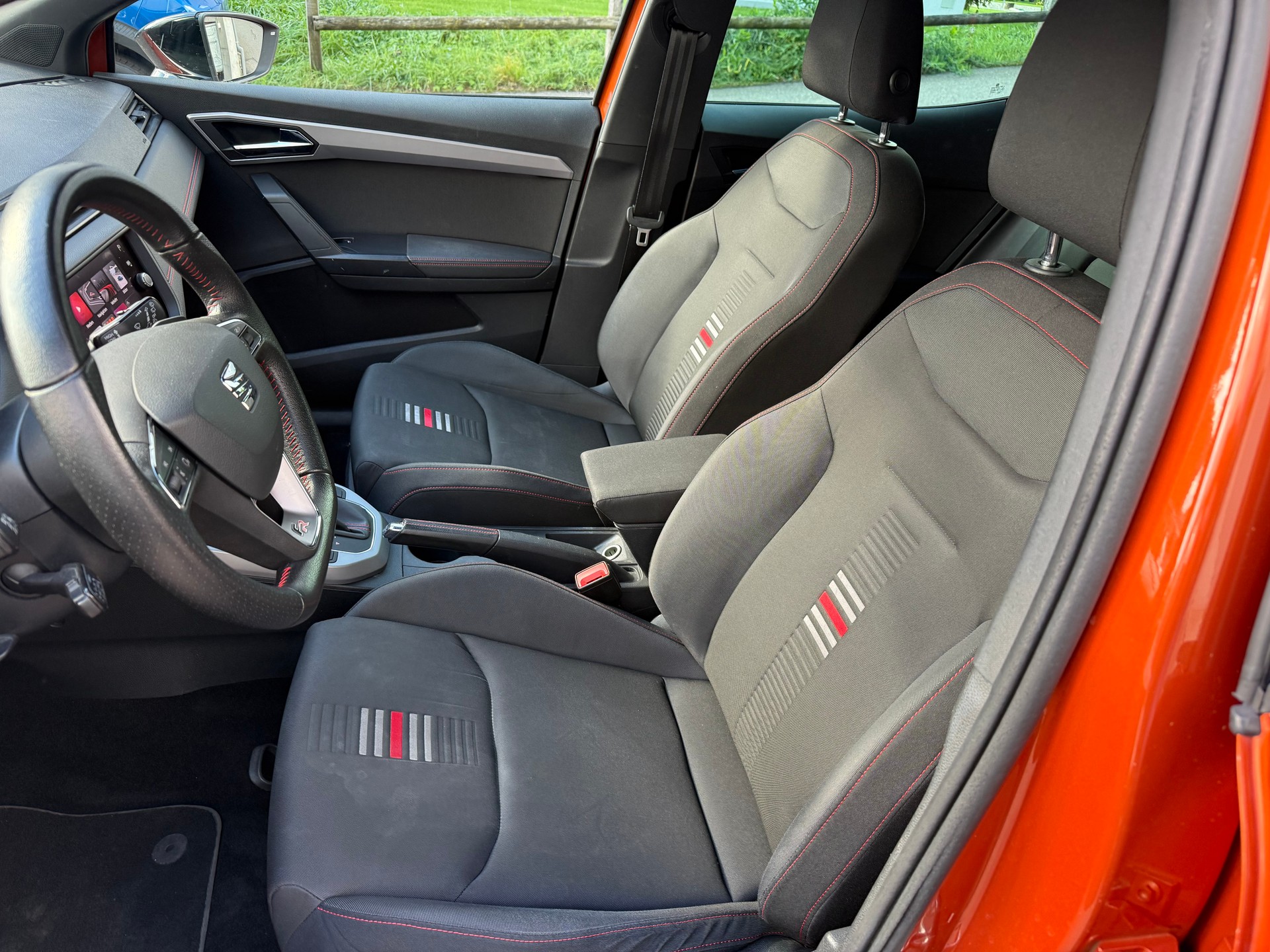 SEAT Arona 1.0 TSI Eco DSG FR-image-11
