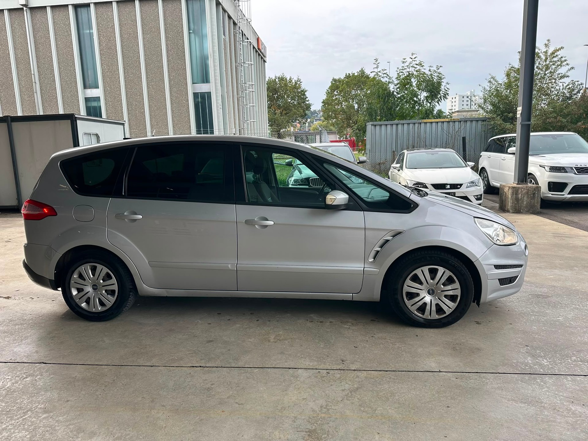 FORD S-Max 2.0 TDCi Titanium PowerShift-image-4