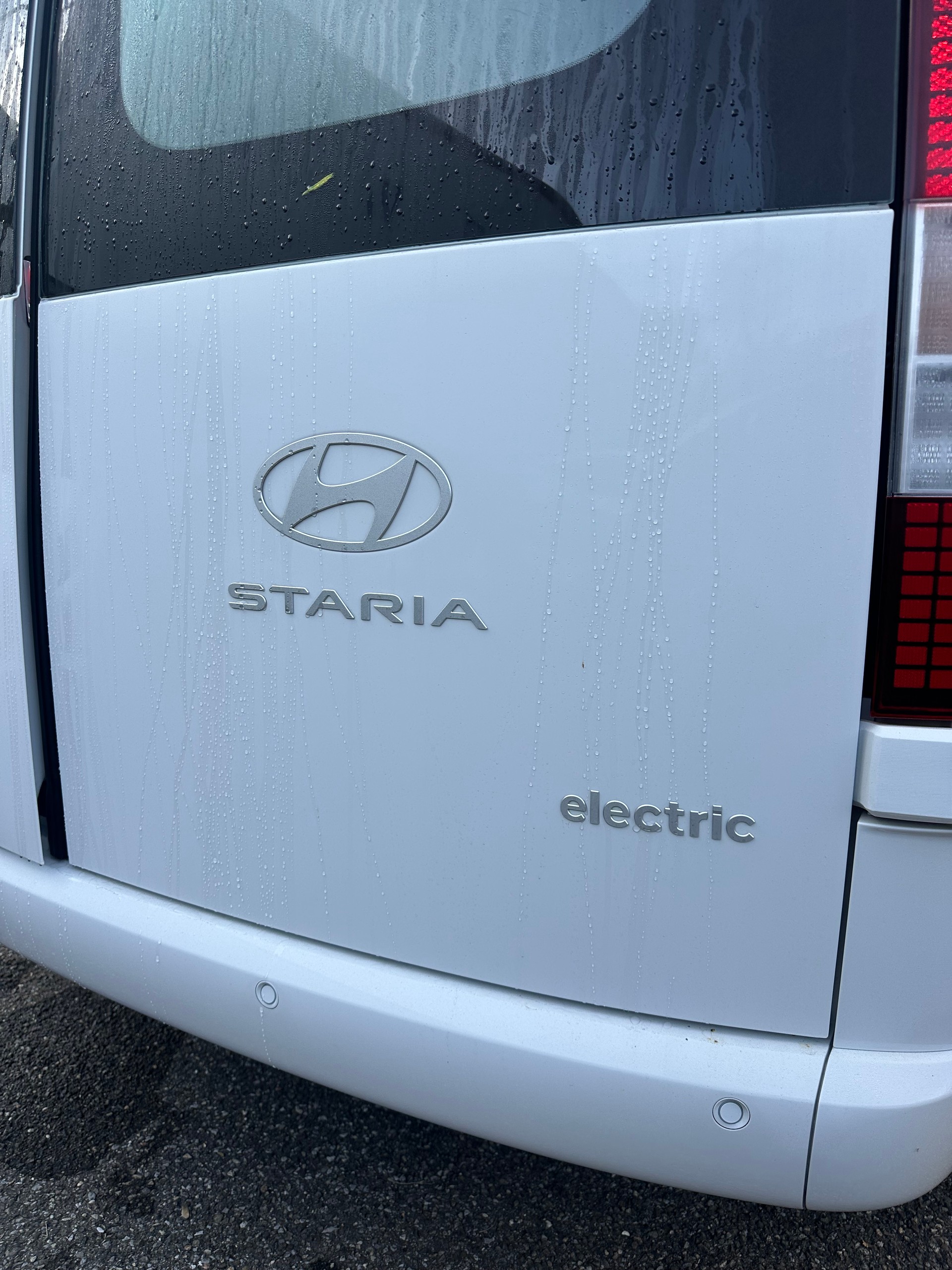 HYUNDAI Staria 84 kWh Amplia (Cargo)-image-3