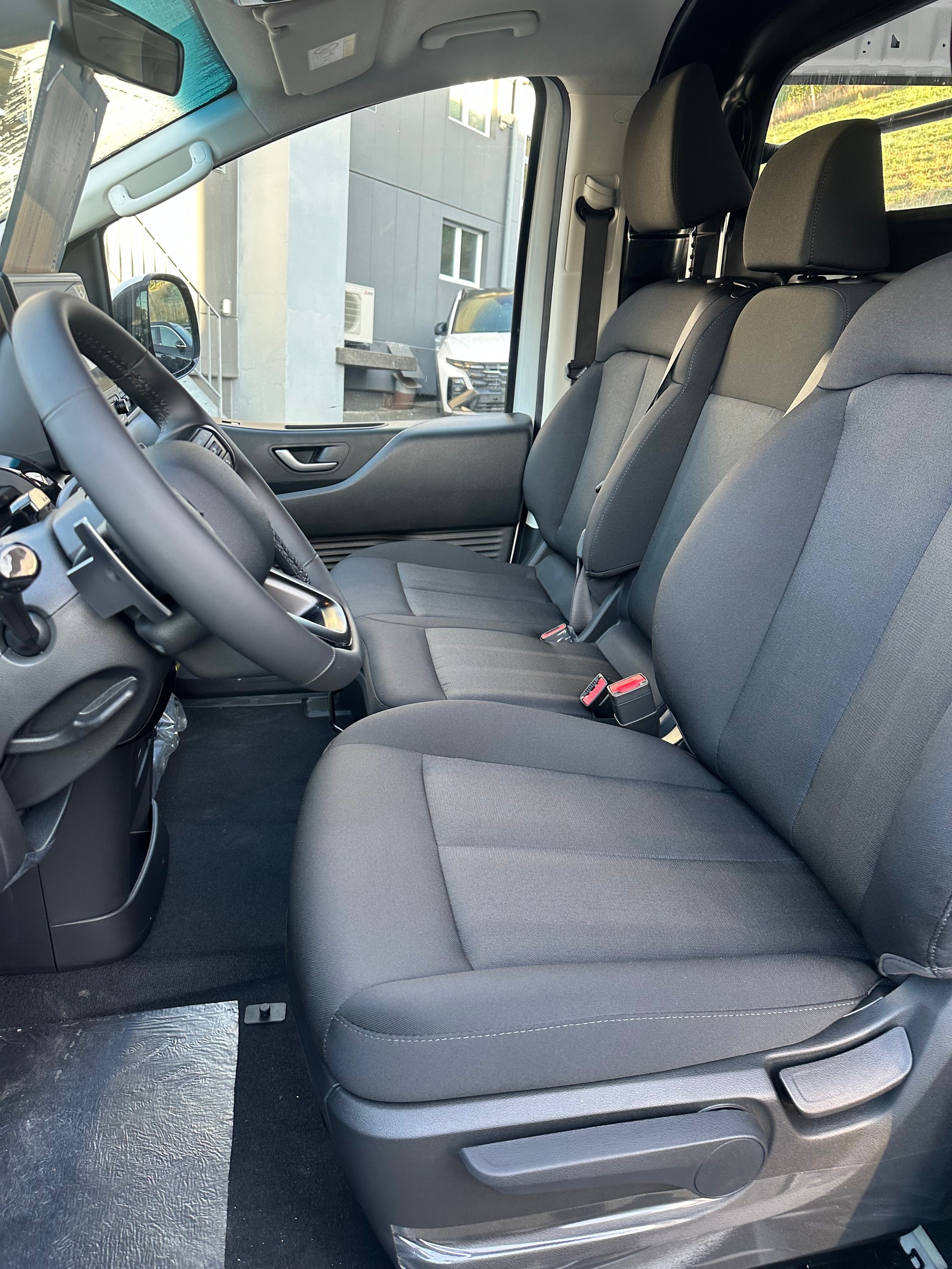 HYUNDAI Staria 84 kWh Amplia (Cargo)-image-7