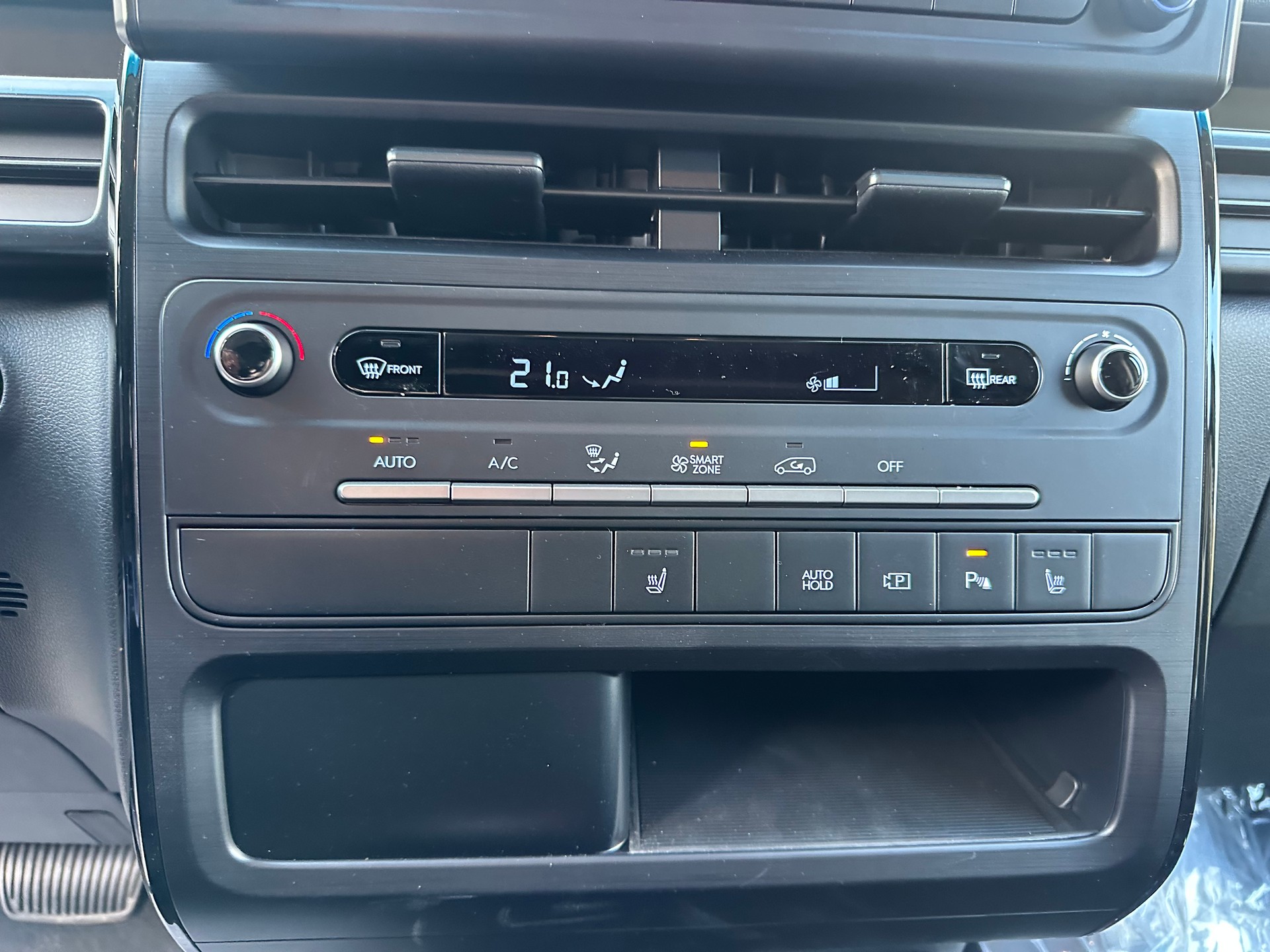 HYUNDAI Staria 84 kWh Amplia (Cargo)-image-9