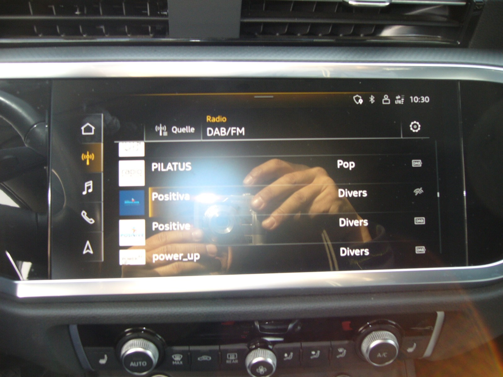 AUDI Q3 Sportback 35 TFSI S-tronic Mild-Hybrid-image-9