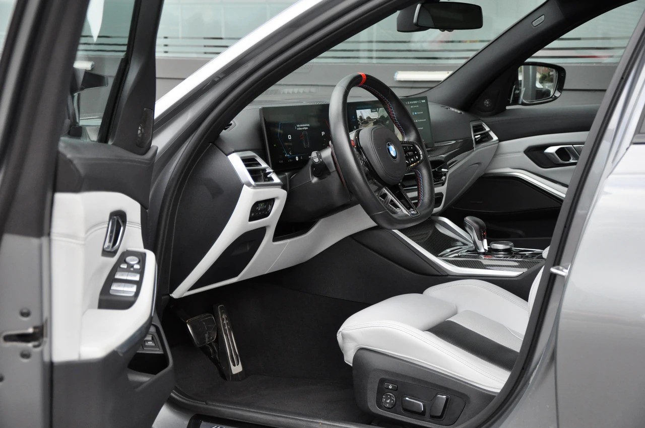 BMW M3 Touring xDrive Competition M-image-19