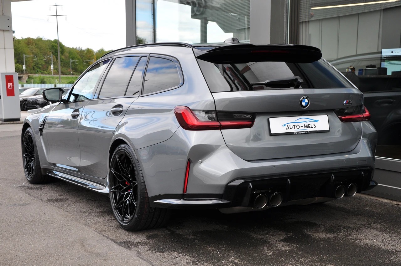 BMW M3 Touring xDrive Competition M-image-10