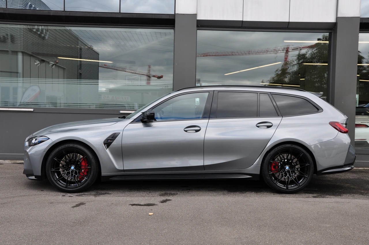 BMW M3 Touring xDrive Competition M-image-6