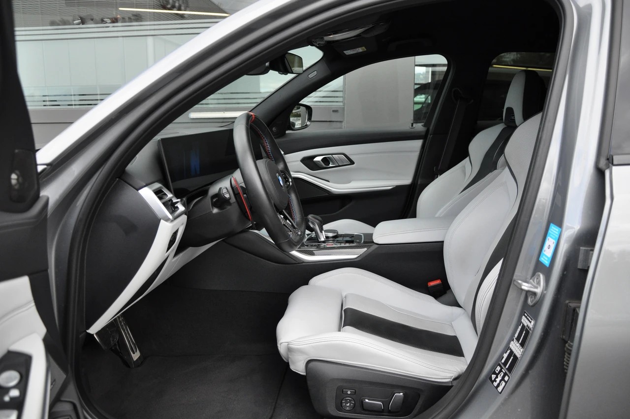 BMW M3 Touring xDrive Competition M-image-18
