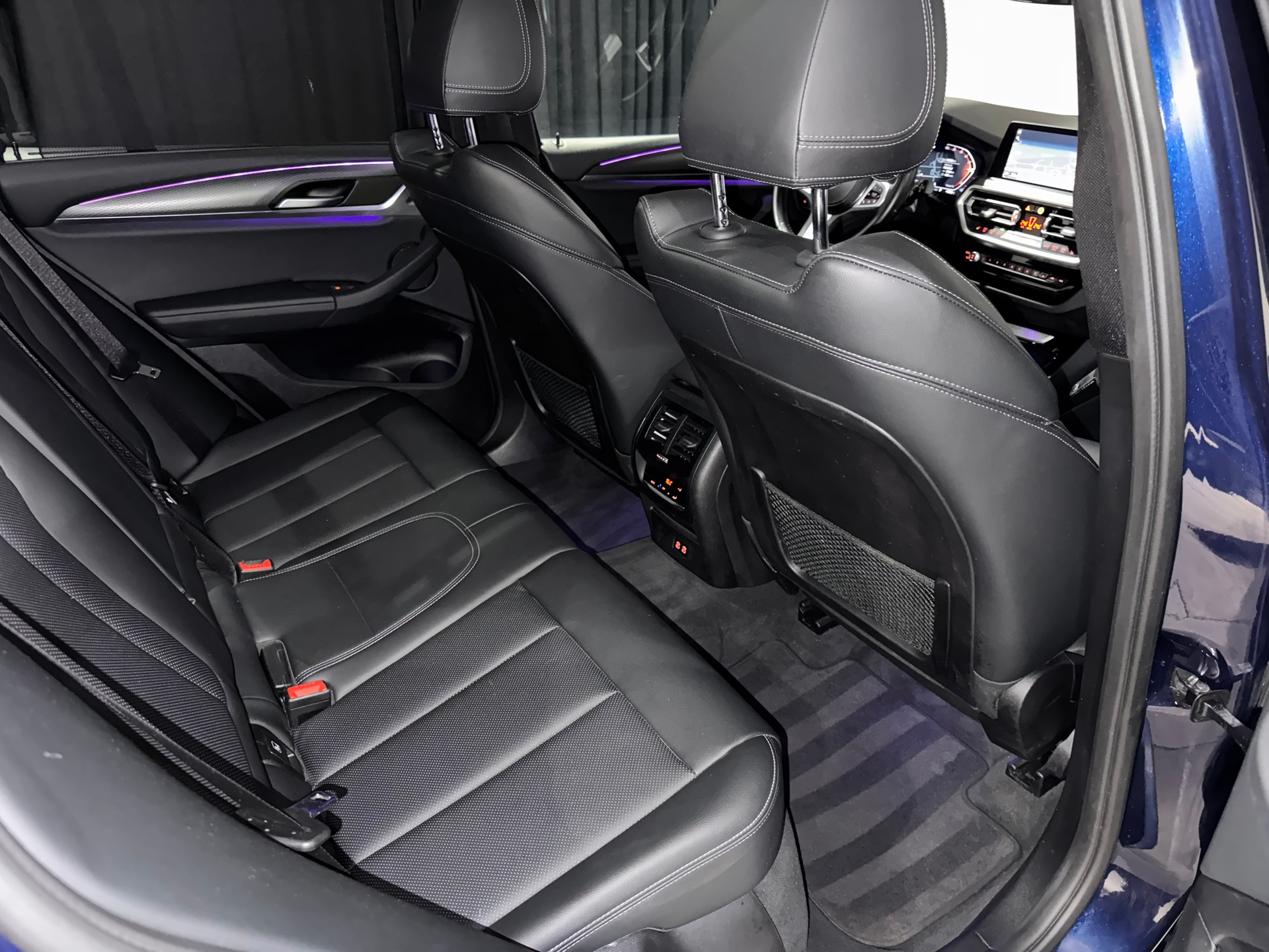 BMW X3 xDrive 20i M Sport Individual | CH | 1.Hand |-image-17