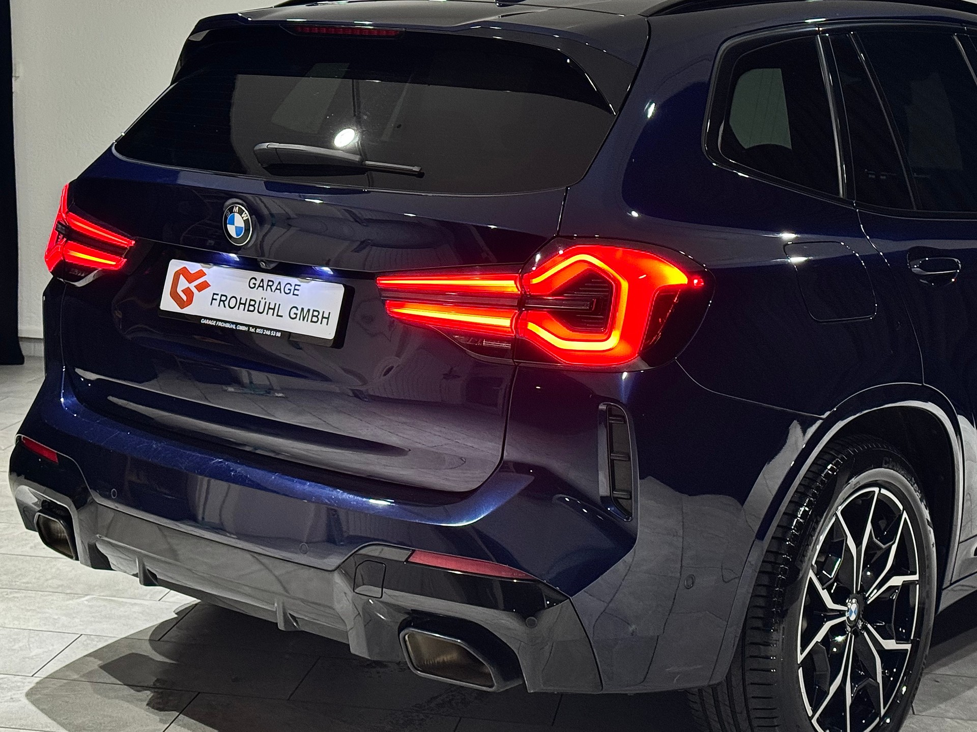 BMW X3 xDrive 20i M Sport Individual | CH | 1.Hand |-image-12