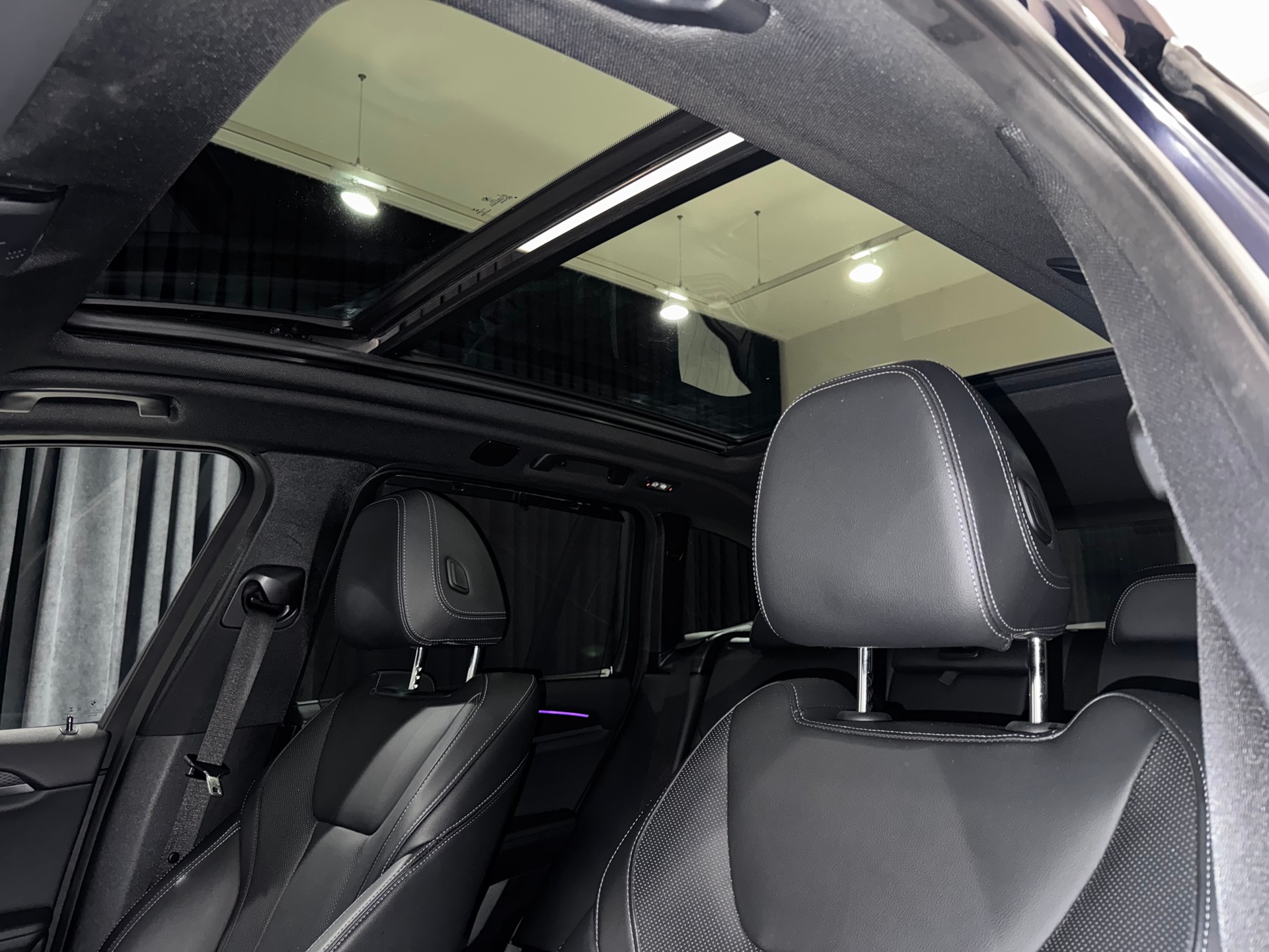 BMW X3 xDrive 20i M Sport Individual | CH | 1.Hand |-image-19
