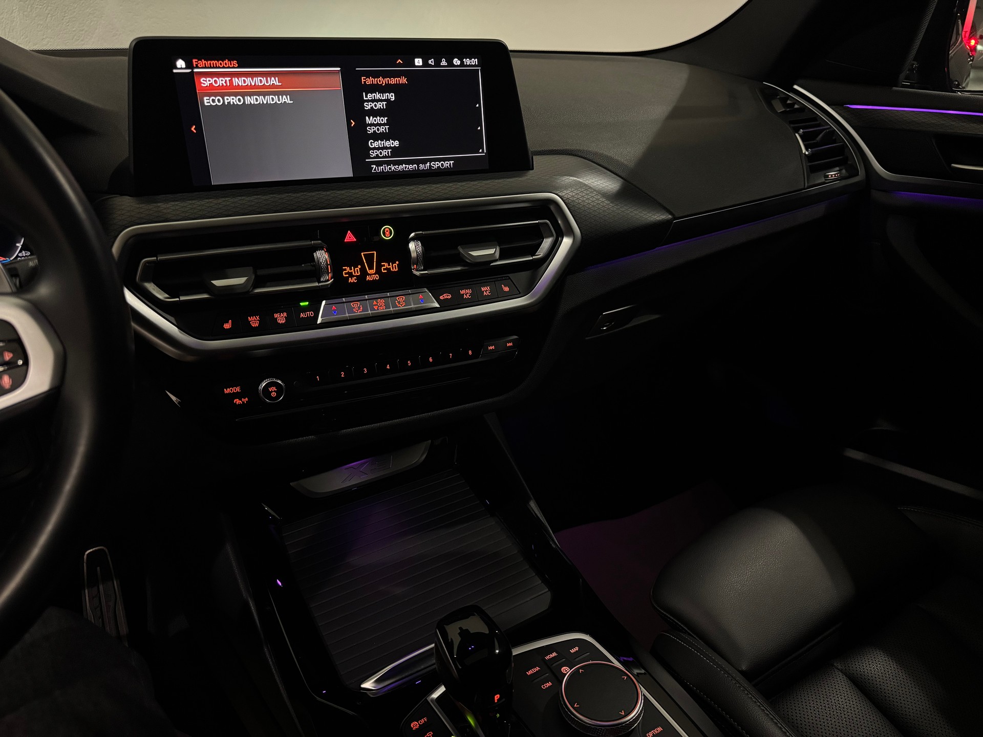 BMW X3 xDrive 20i M Sport Individual | CH | 1.Hand |-image-24