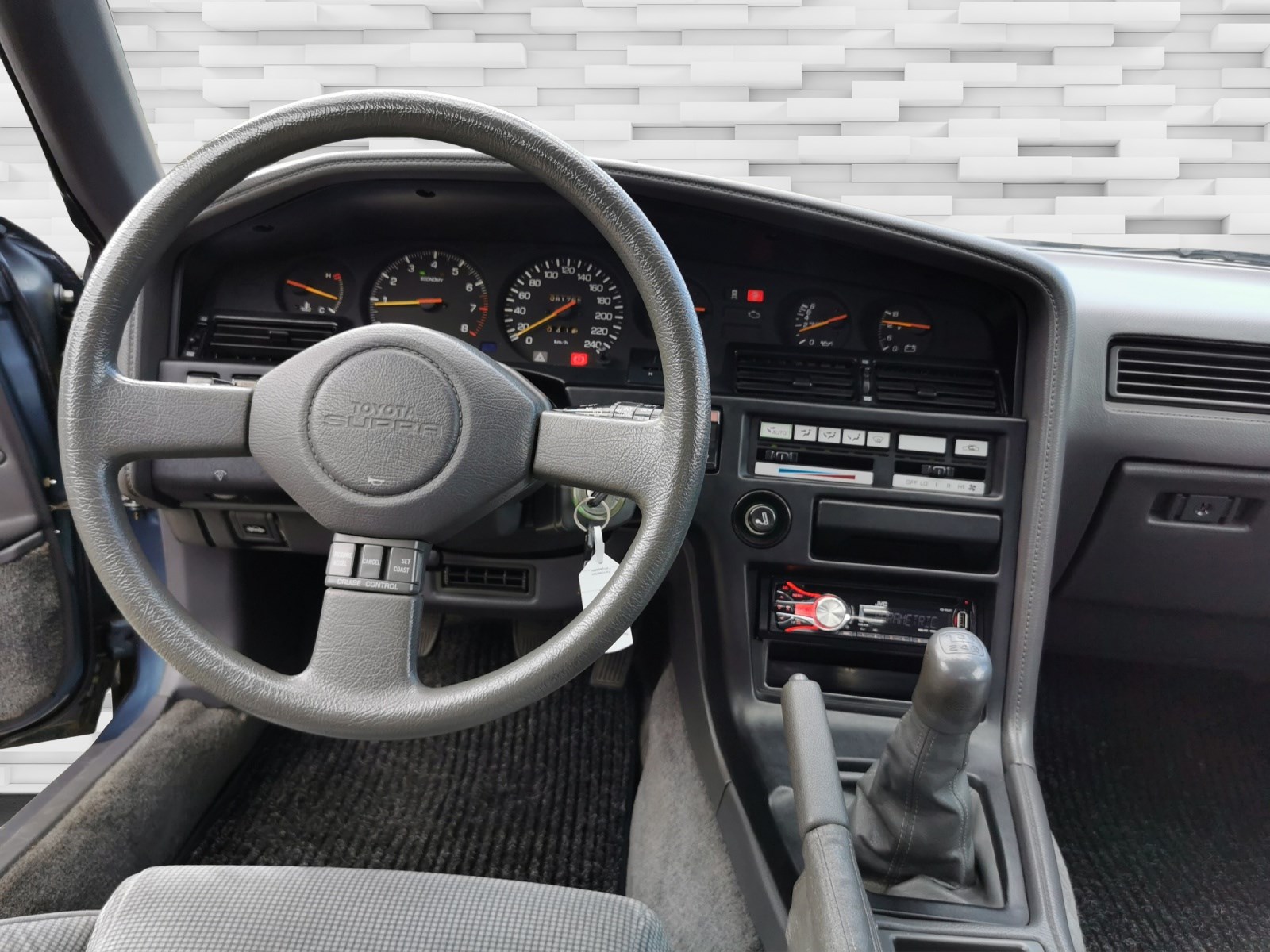TOYOTA Supra 3.0i Targa-image-10