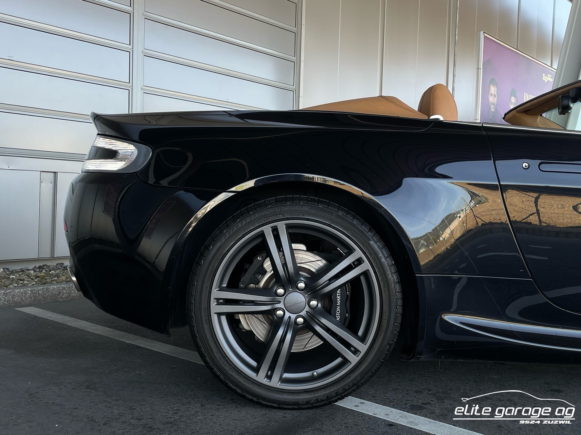 ASTON MARTIN V8 Vantage 4.7 Sportshift-image-10