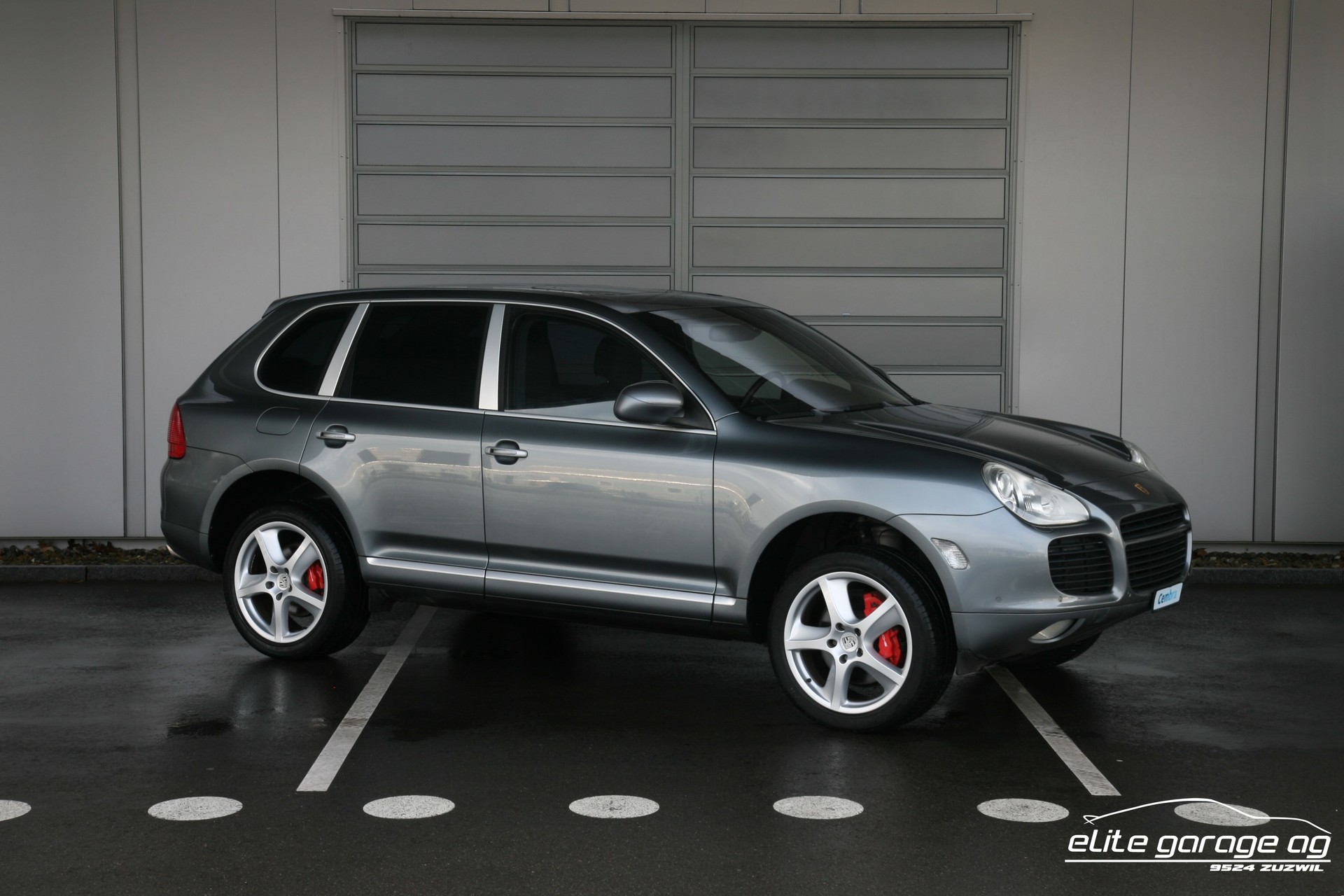 PORSCHE Cayenne Turbo-image-6