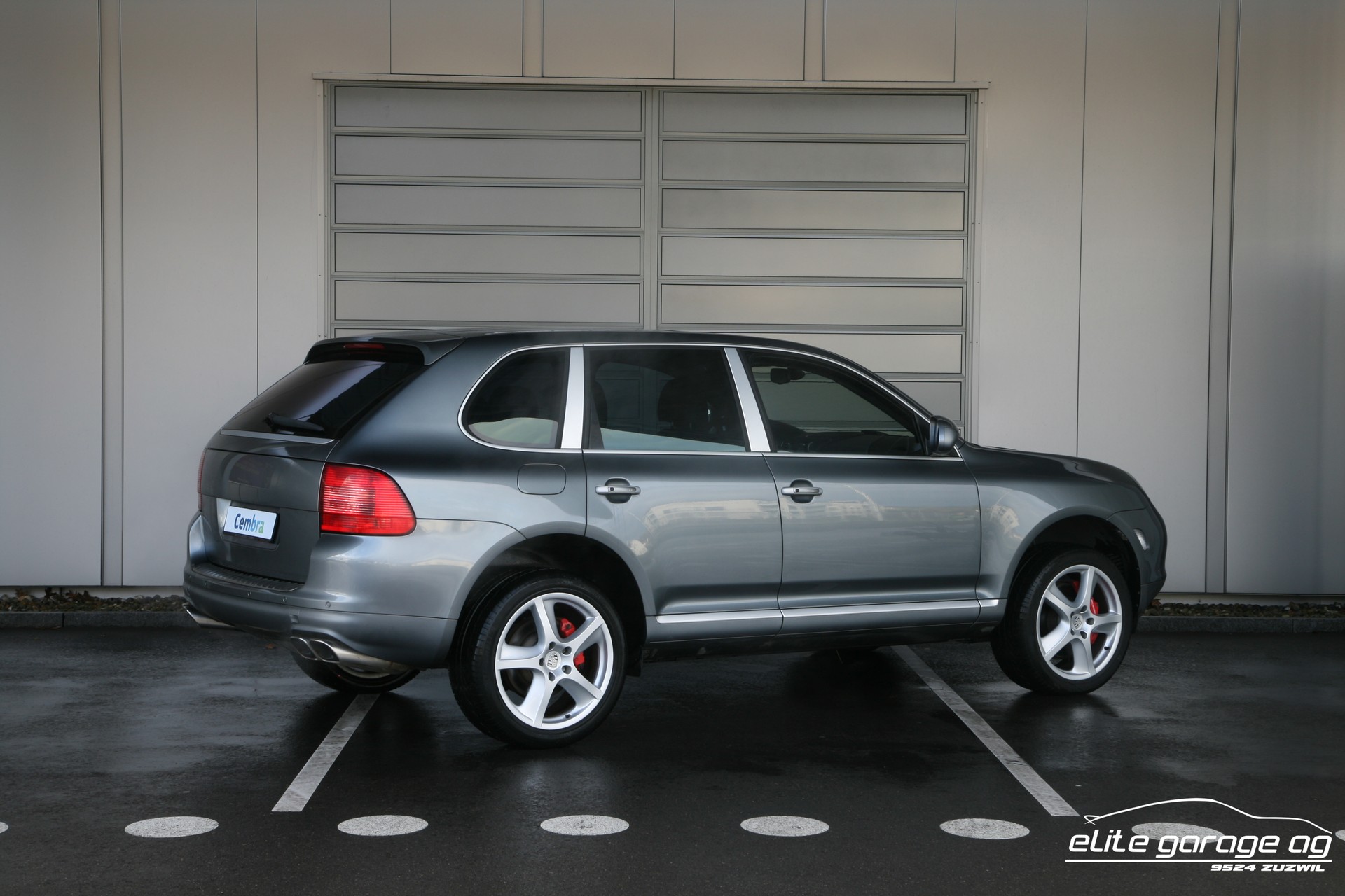 PORSCHE Cayenne Turbo-image-4