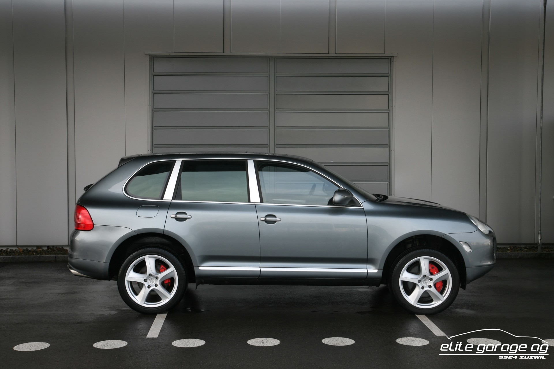PORSCHE Cayenne Turbo-image-5