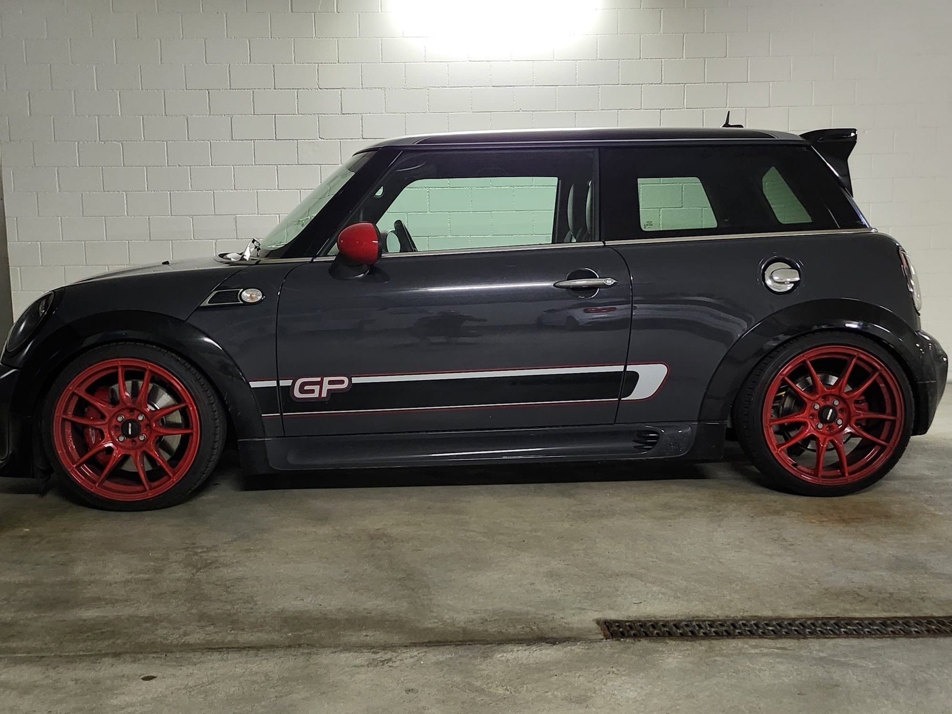 MINI Mini Cooper John Mini Cooper Works GP-image-4