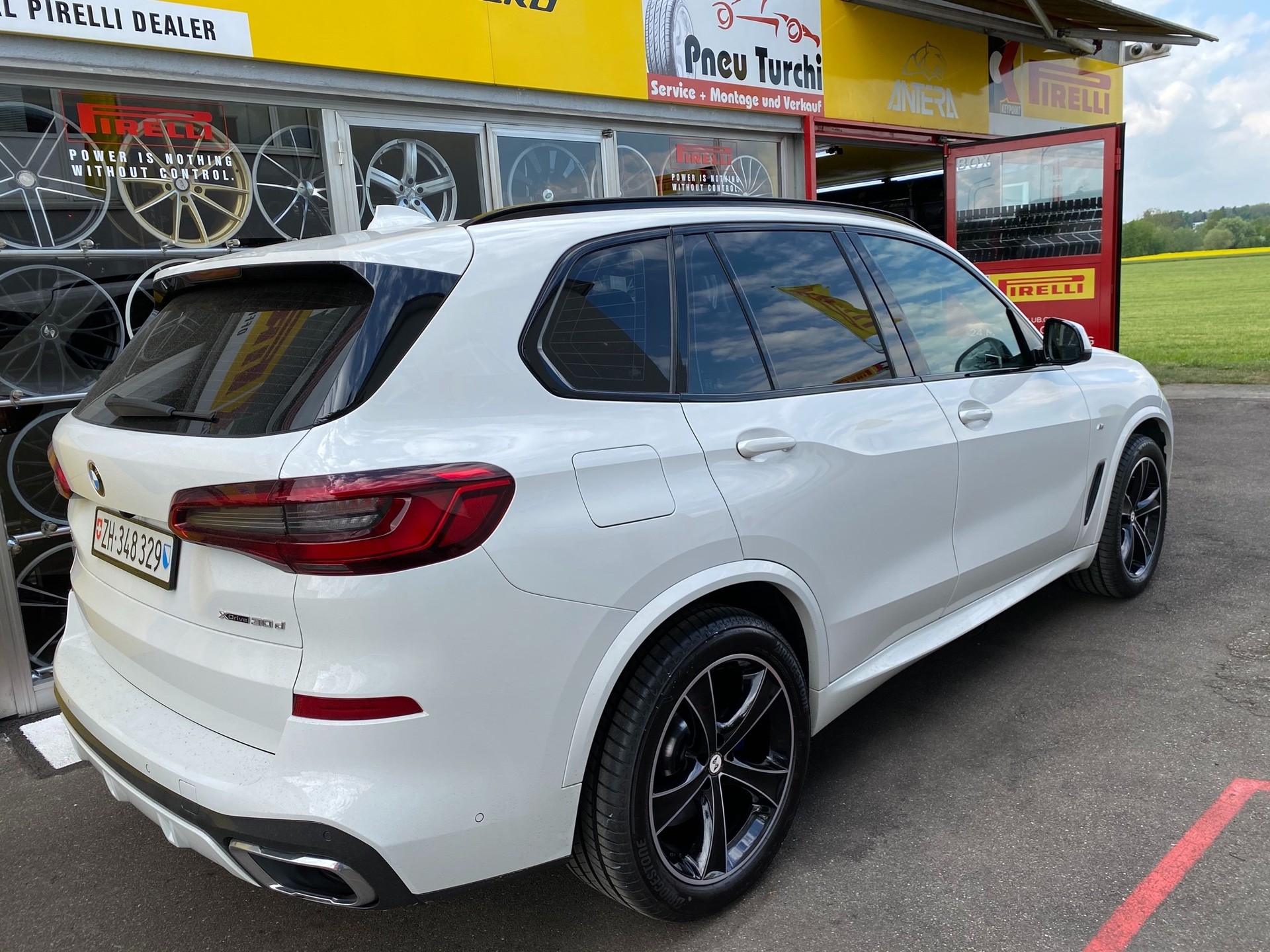 BMW X5 xDrive 30d xLine Steptronic-image-0