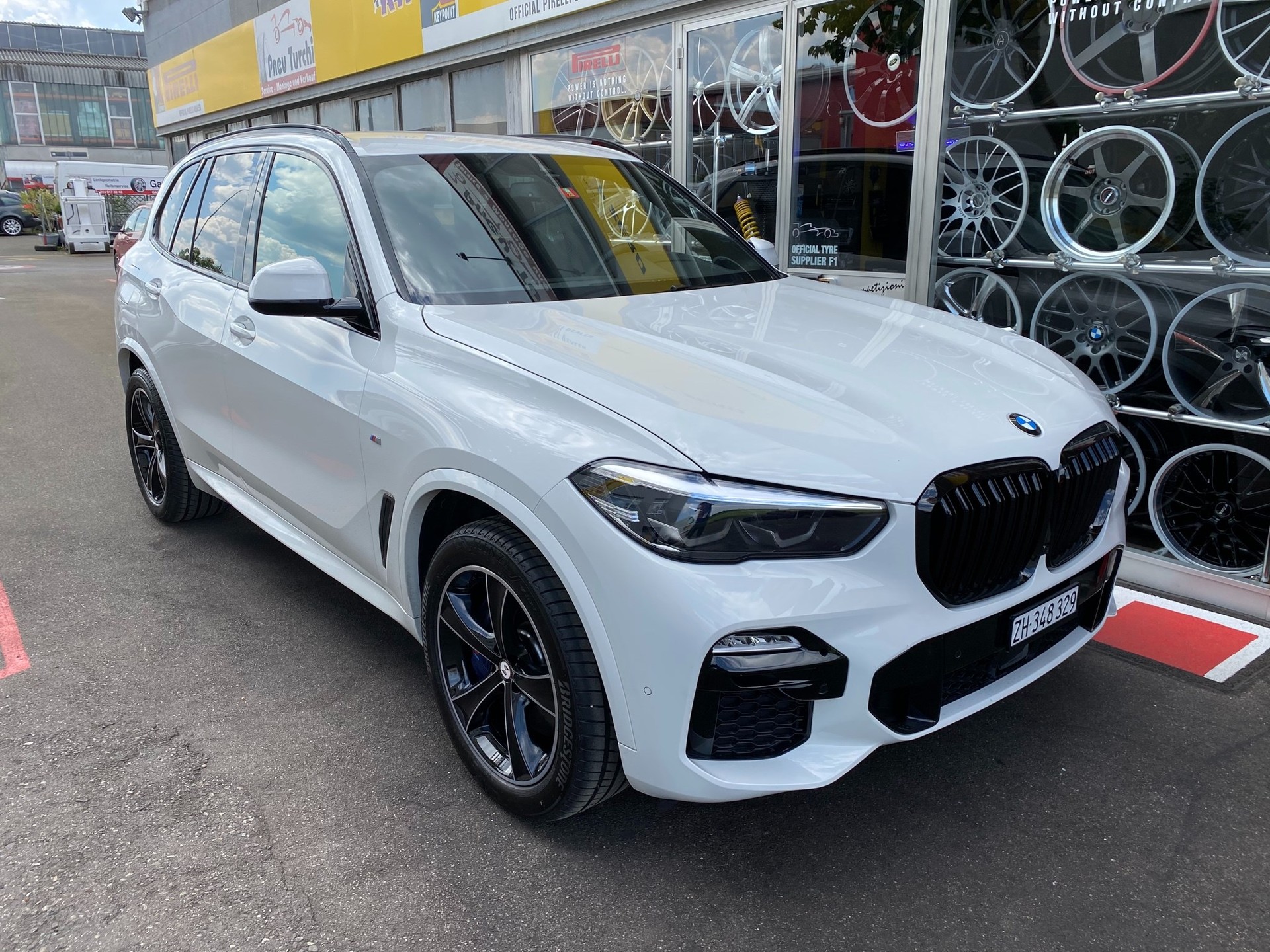 BMW X5 xDrive 30d xLine Steptronic-image-4