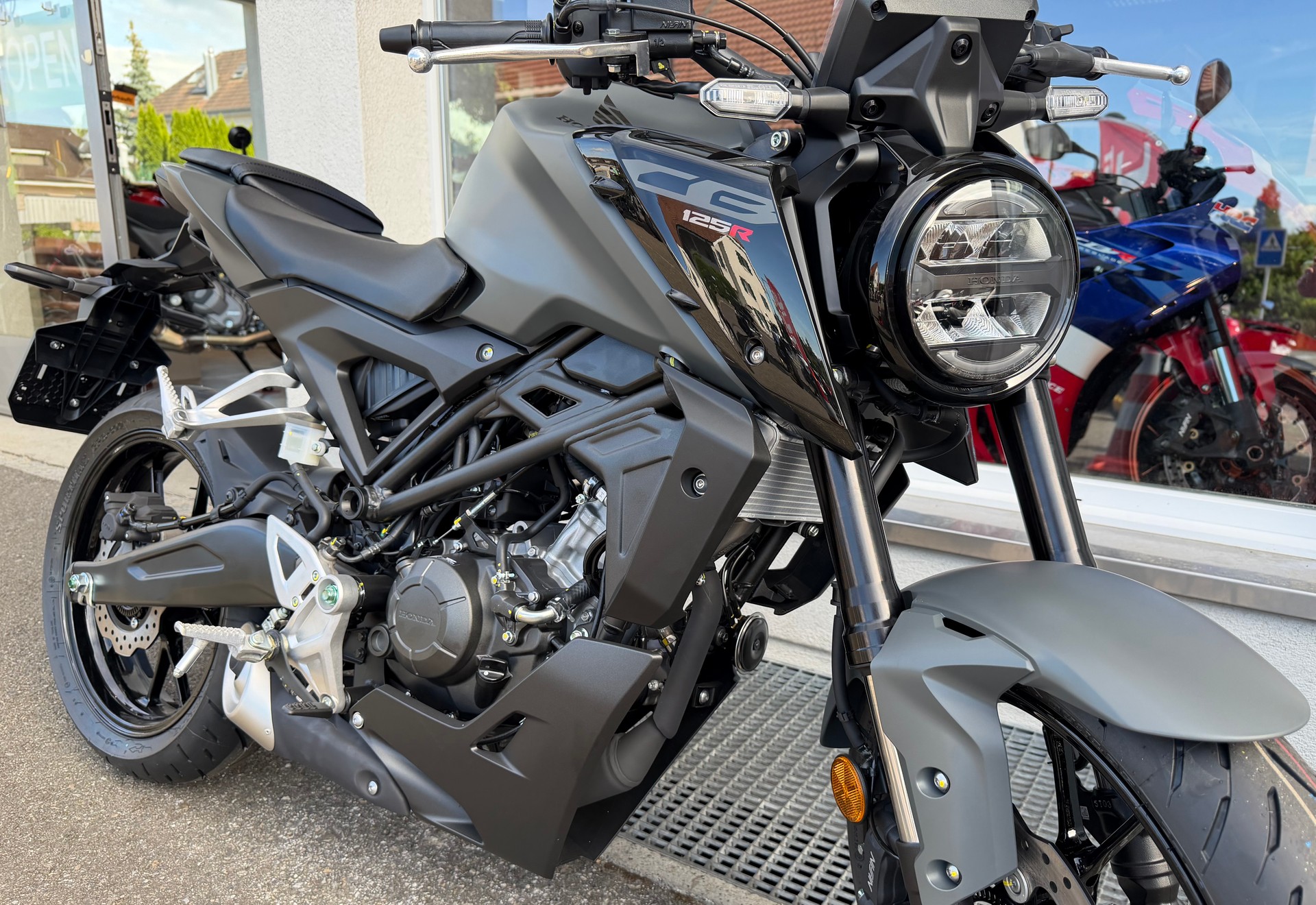 HONDA CB 125 R-image-5