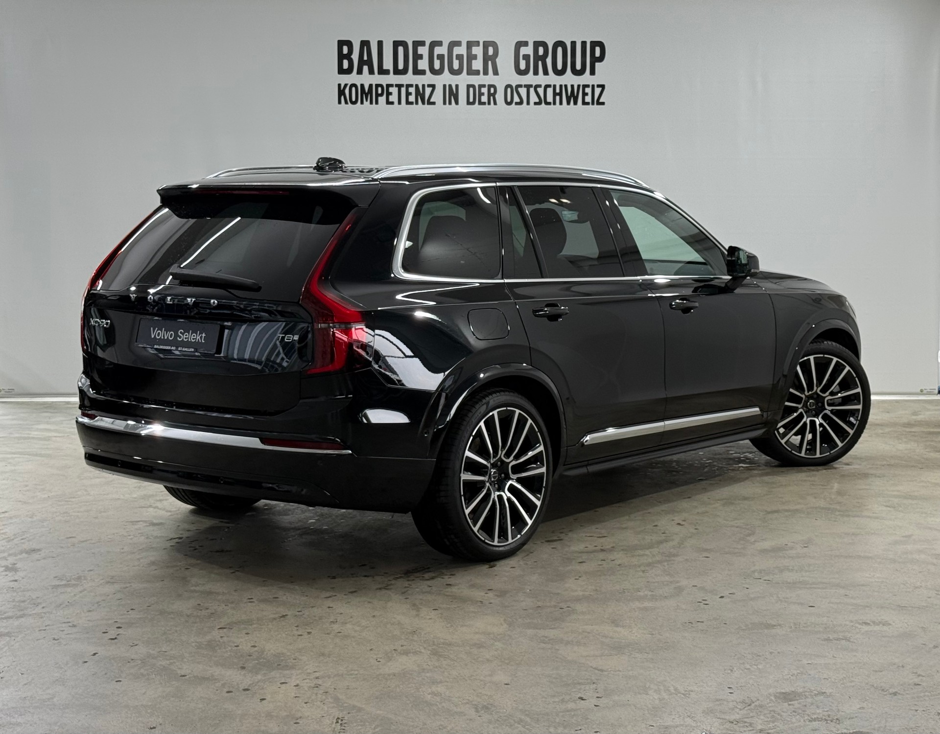 VOLVO XC90 2.0 T8 TE Ultra Bright eA-image-2