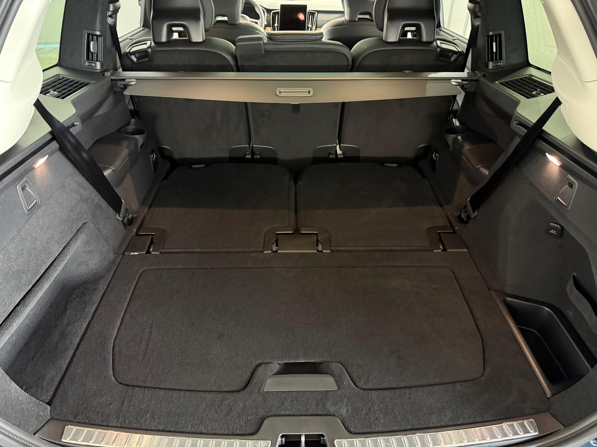 VOLVO XC90 2.0 T8 TE Ultra Bright eA-image-6