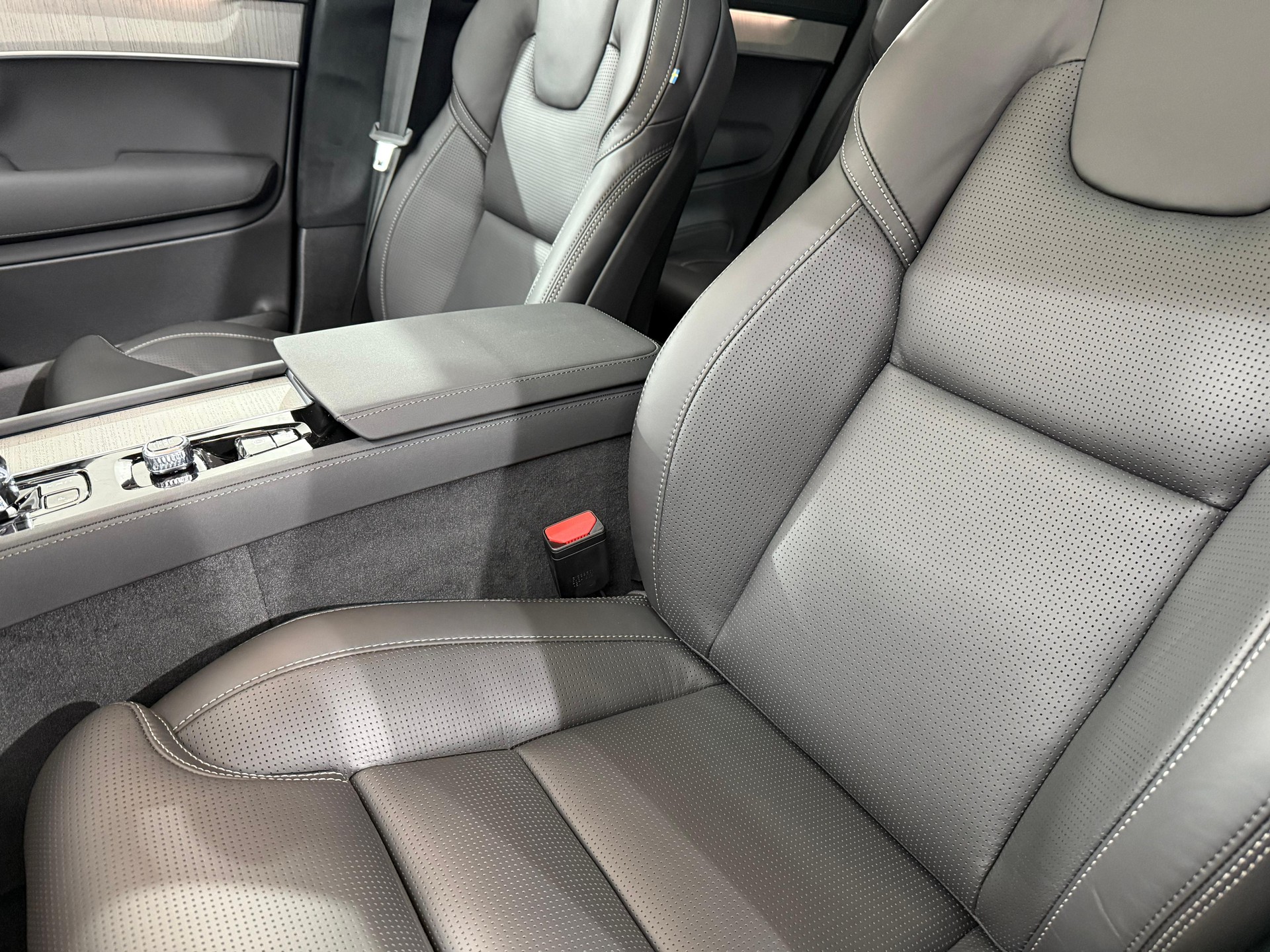 VOLVO XC90 2.0 T8 TE Ultra Bright eA-image-11