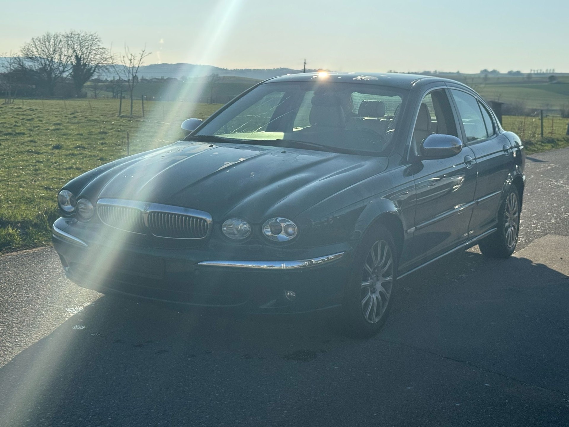 JAGUAR X-Type 2.5 V6 Traction4 Sovereign Anniv. Aut.-image-0
