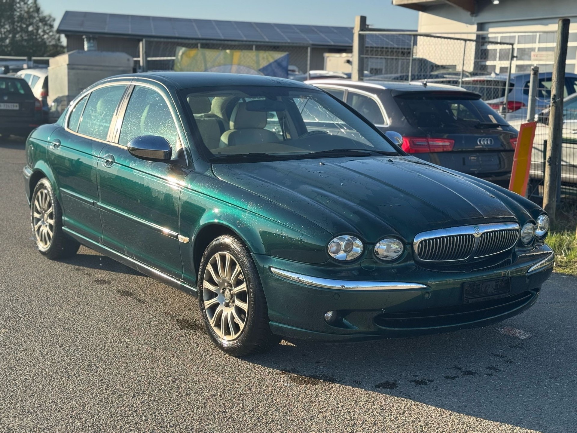 JAGUAR X-Type 2.5 V6 Traction4 Sovereign Anniv. Aut.-image-1