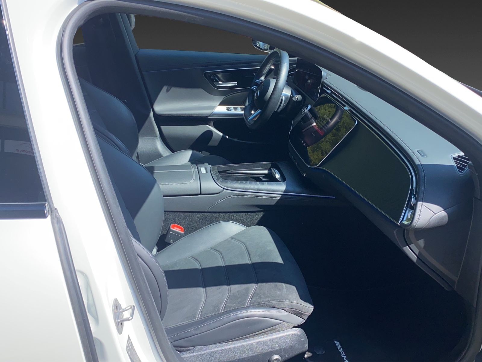 MERCEDES-BENZ E 220 D AMG-Line Night-Paket, Neues Model-image-13