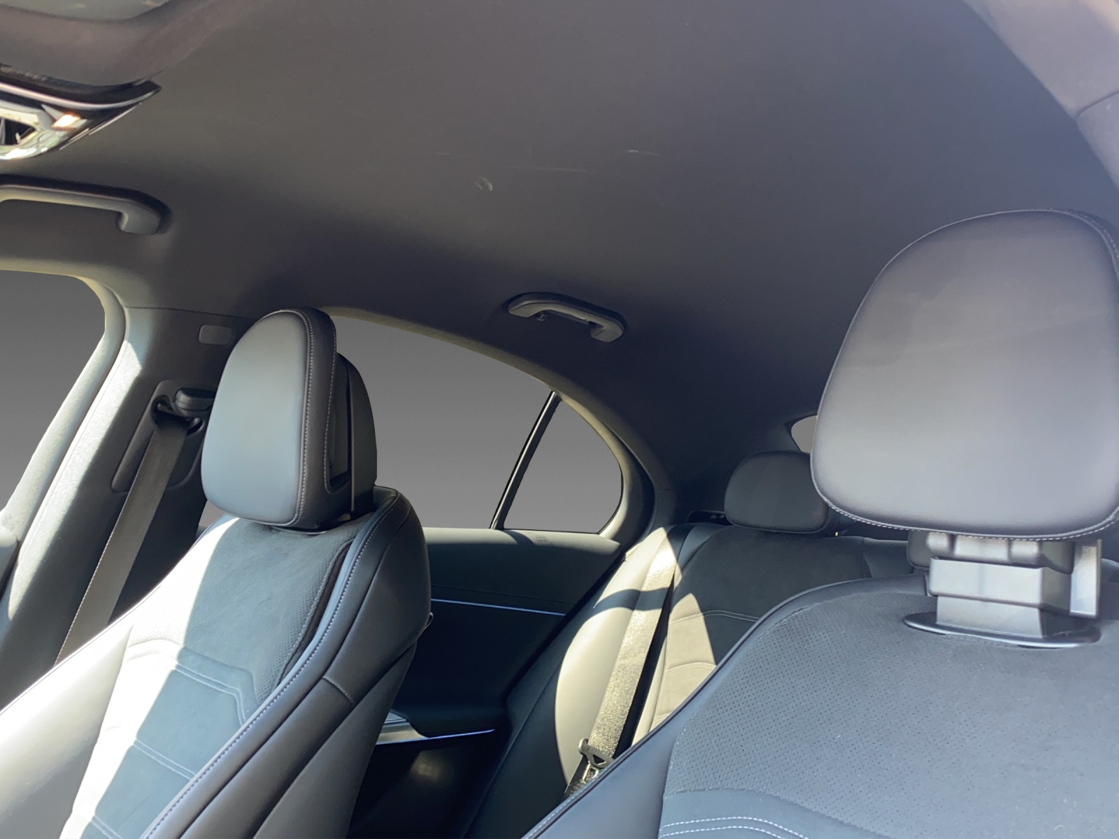 MERCEDES-BENZ E 220 D AMG-Line Night-Paket, Neues Model-image-10
