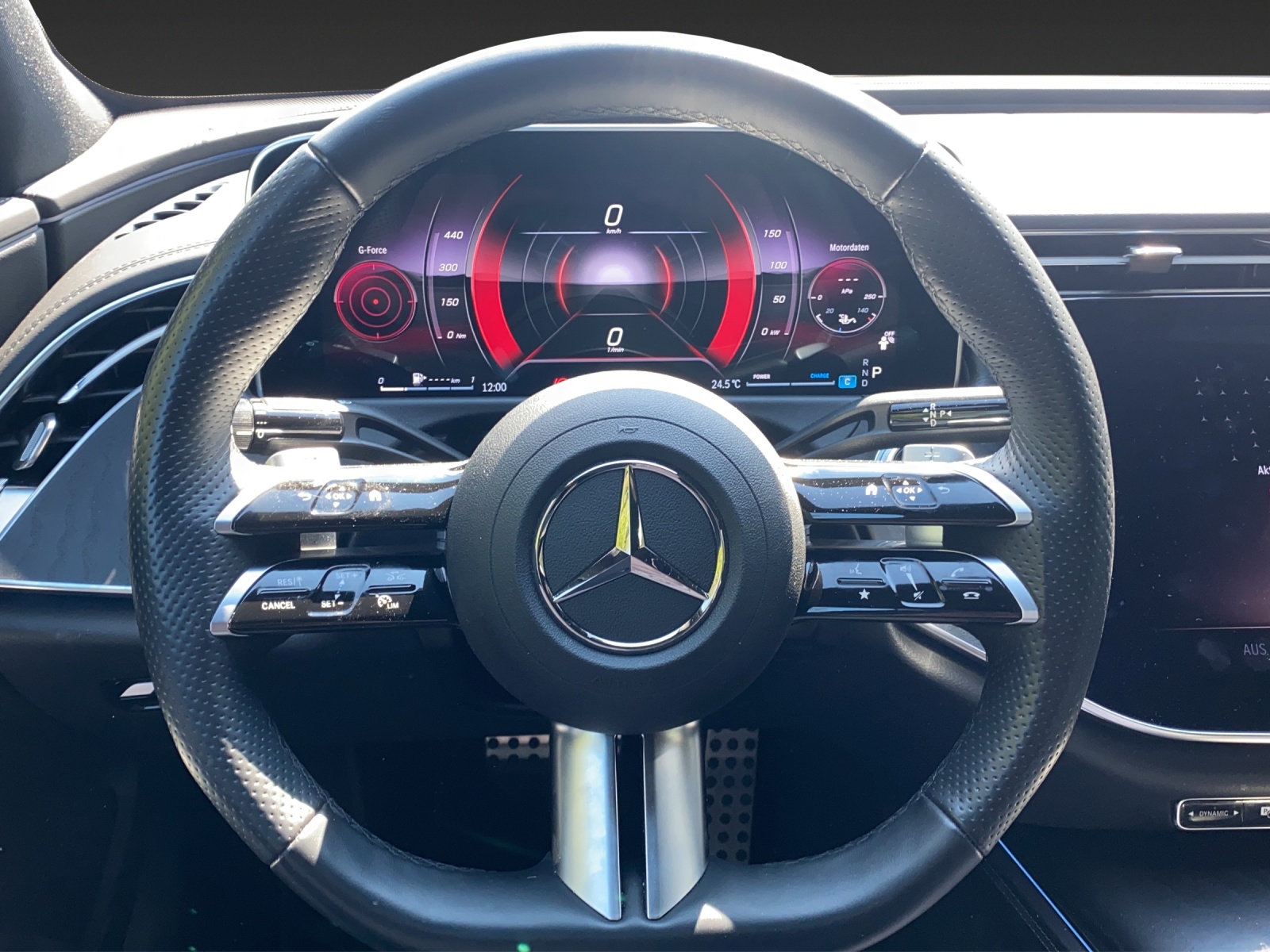 MERCEDES-BENZ E 220 D AMG-Line Night-Paket, Neues Model-image-11
