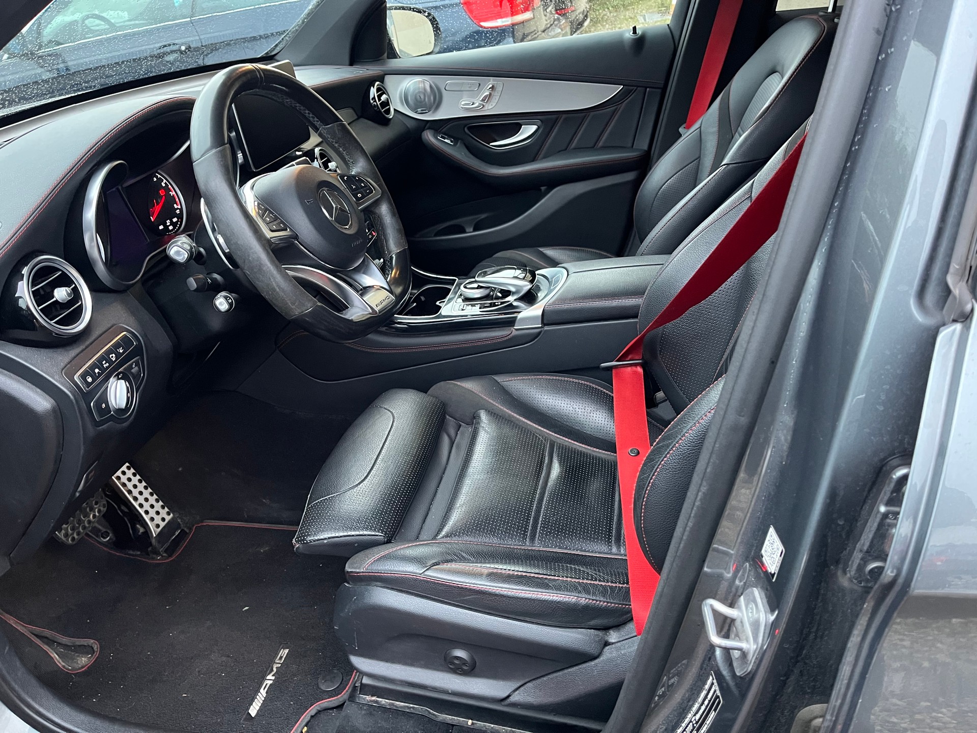 MERCEDES-BENZ GLC 43 AMG 4Matic 9G-Tronic-image-7