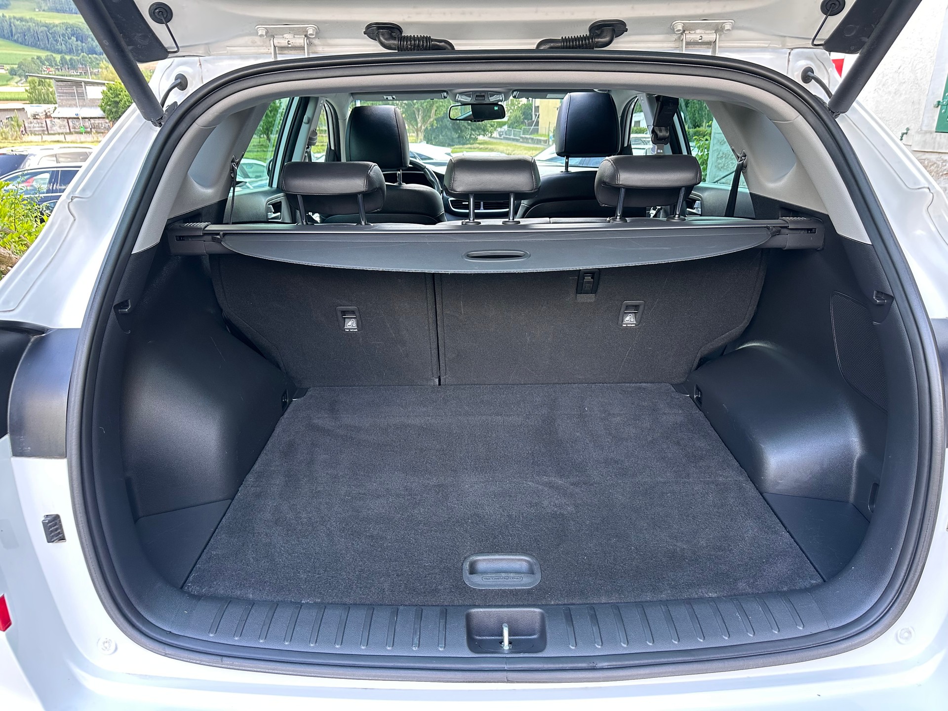 HYUNDAI Tucson 2.0 CRDI Vertex Mild Hybrid 4WD Automatic-image-13