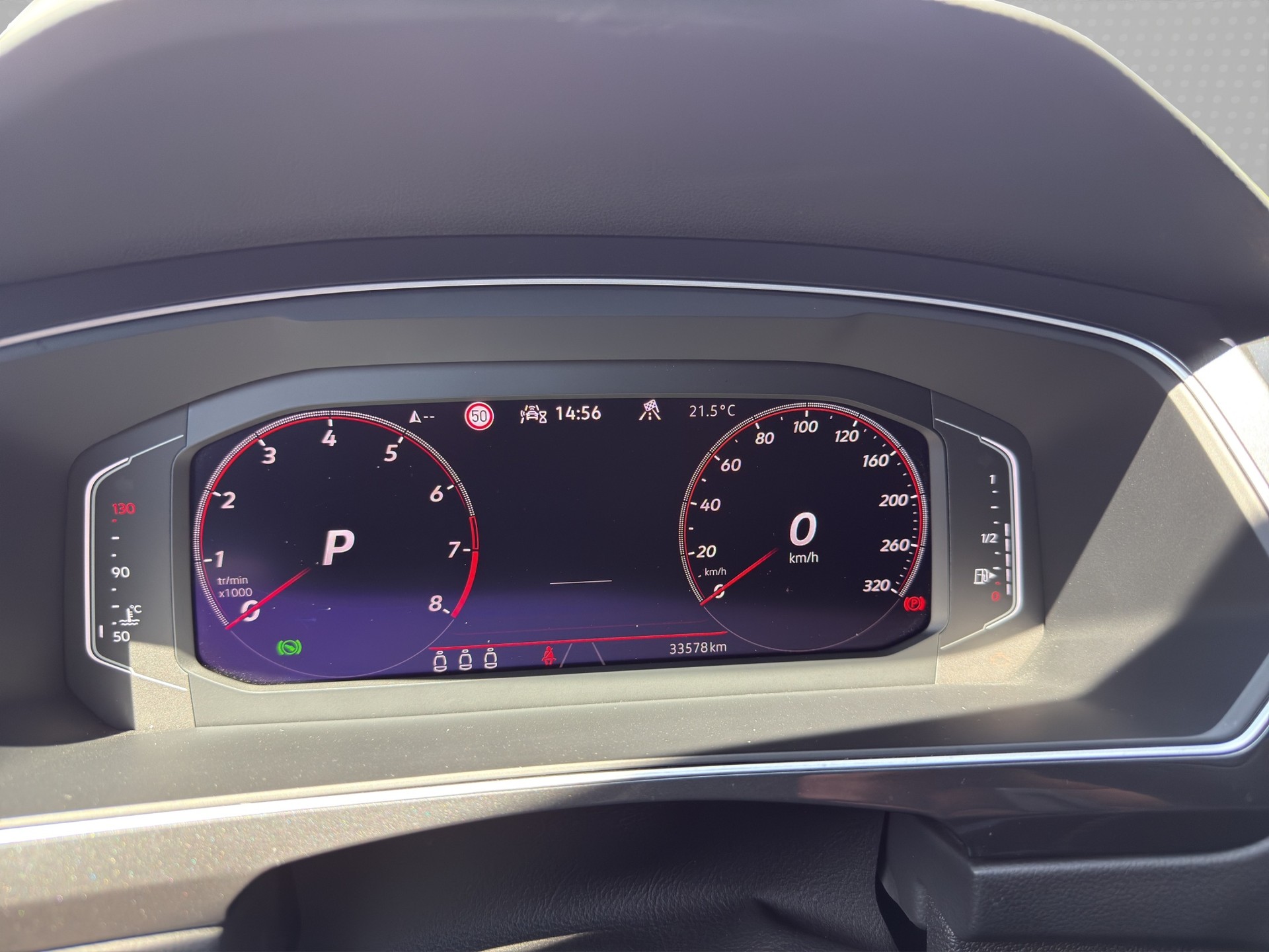 VW Tiguan 2.0TSI R 4Motion DSG-image-10