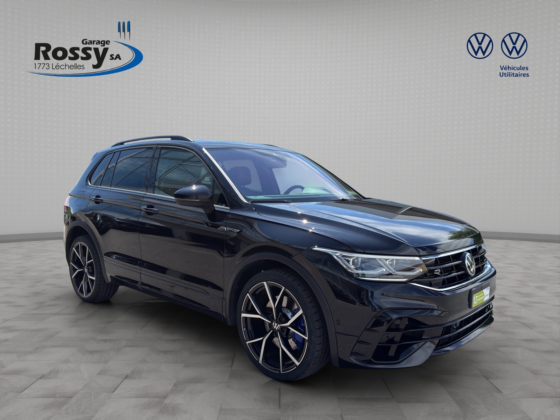 VW Tiguan 2.0TSI R 4Motion DSG-image-7