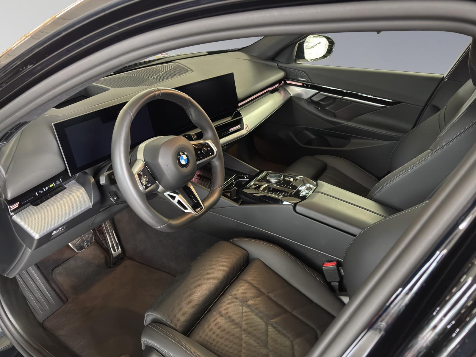 BMW 520d xDrive Touring-image-3