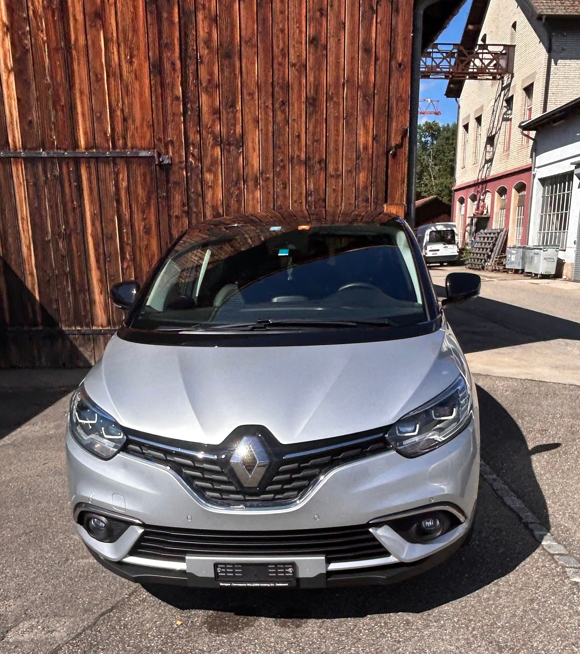 RENAULT Scénic 1.2 16V Turbo Bose-image-1