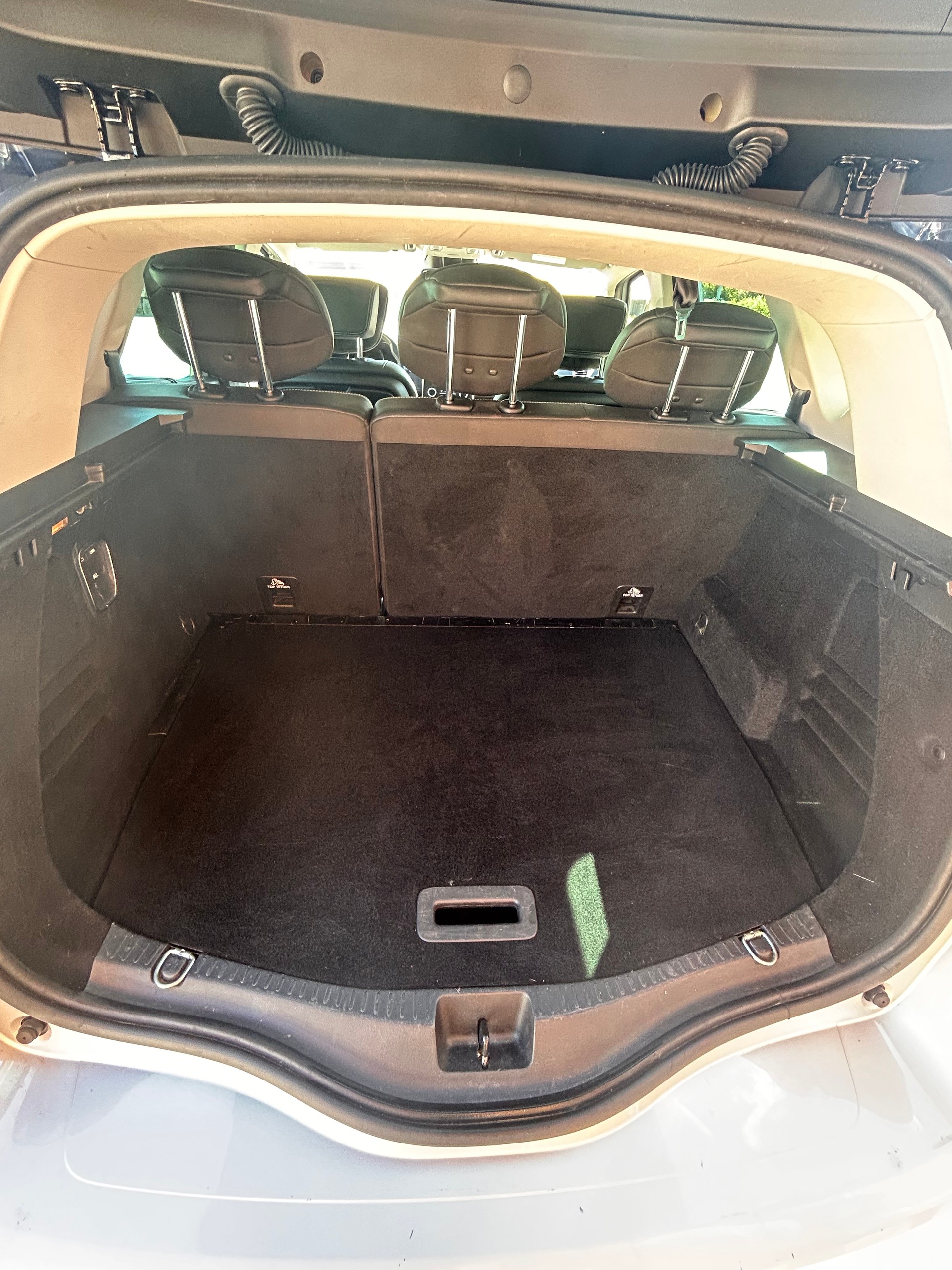 RENAULT Scénic 1.2 16V Turbo Bose-image-5