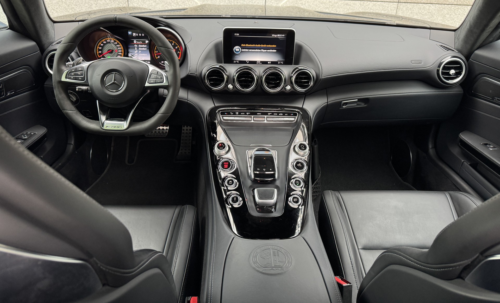 MERCEDES-BENZ AMG GT S 510PS Black Edition° Speedshift DCT [ Performance Sitze ] [ Performance Abgasanlage ] [ AMG Night Paket ]-image-10